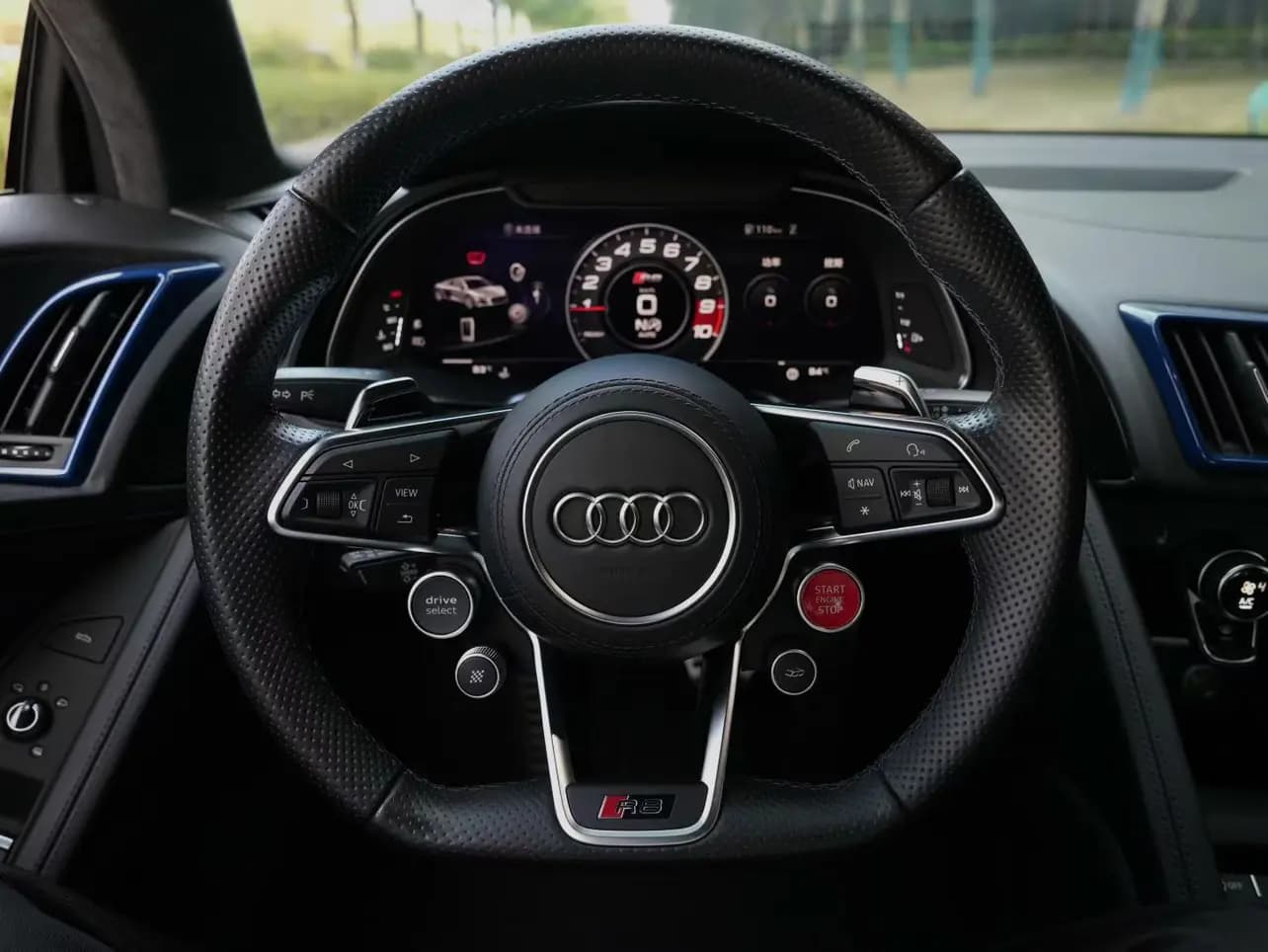 Audi R8 2023 г. 49055 км. — фото 7