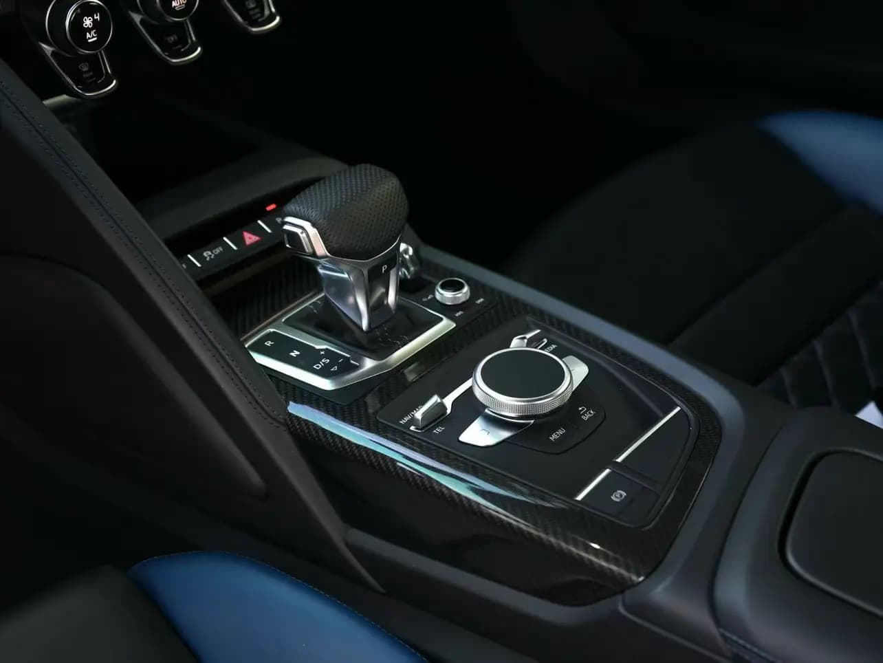 Audi R8 2023 г. 49055 км. — фото 8