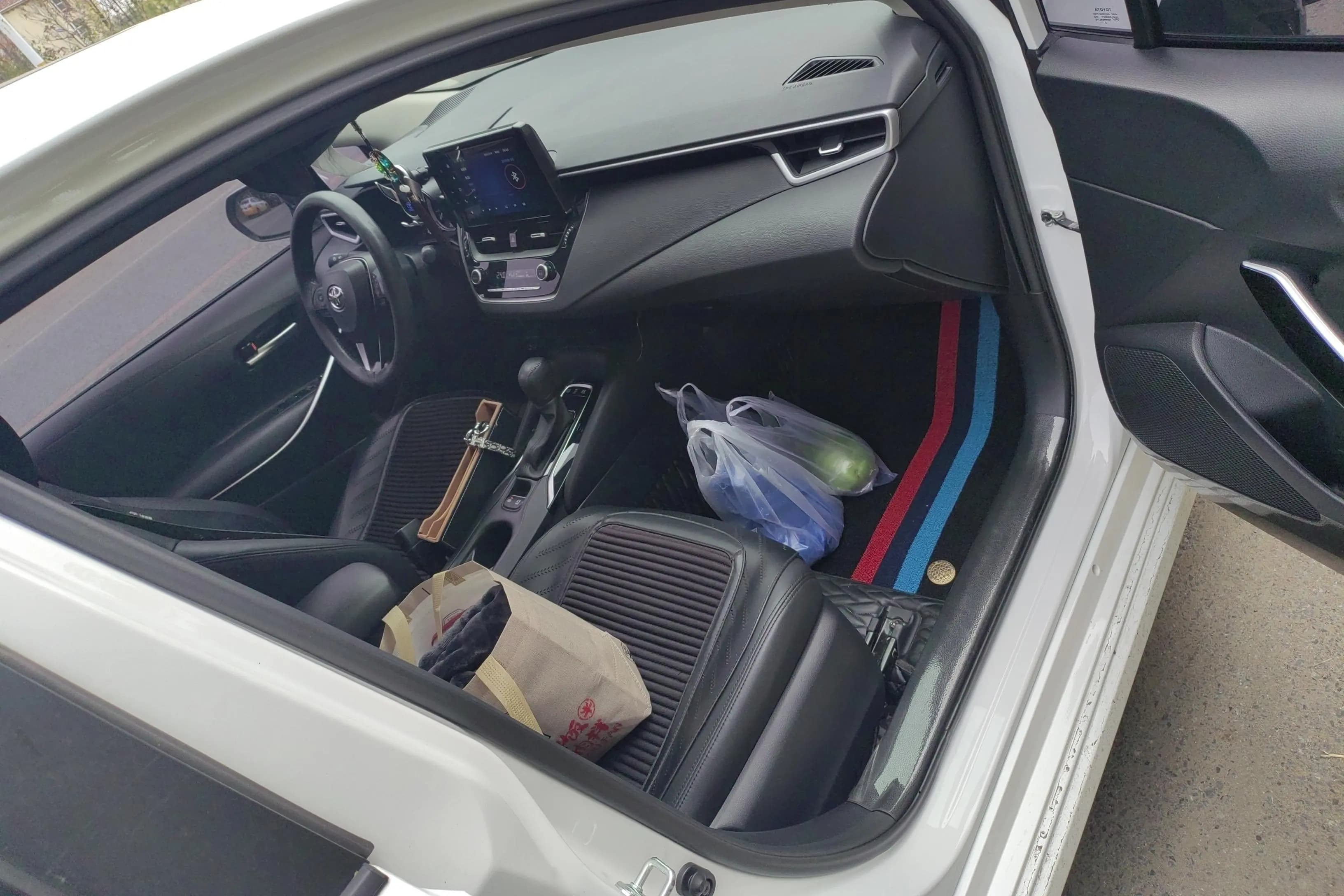 Toyota Corolla 2022 г. 39232 км. — фото 13