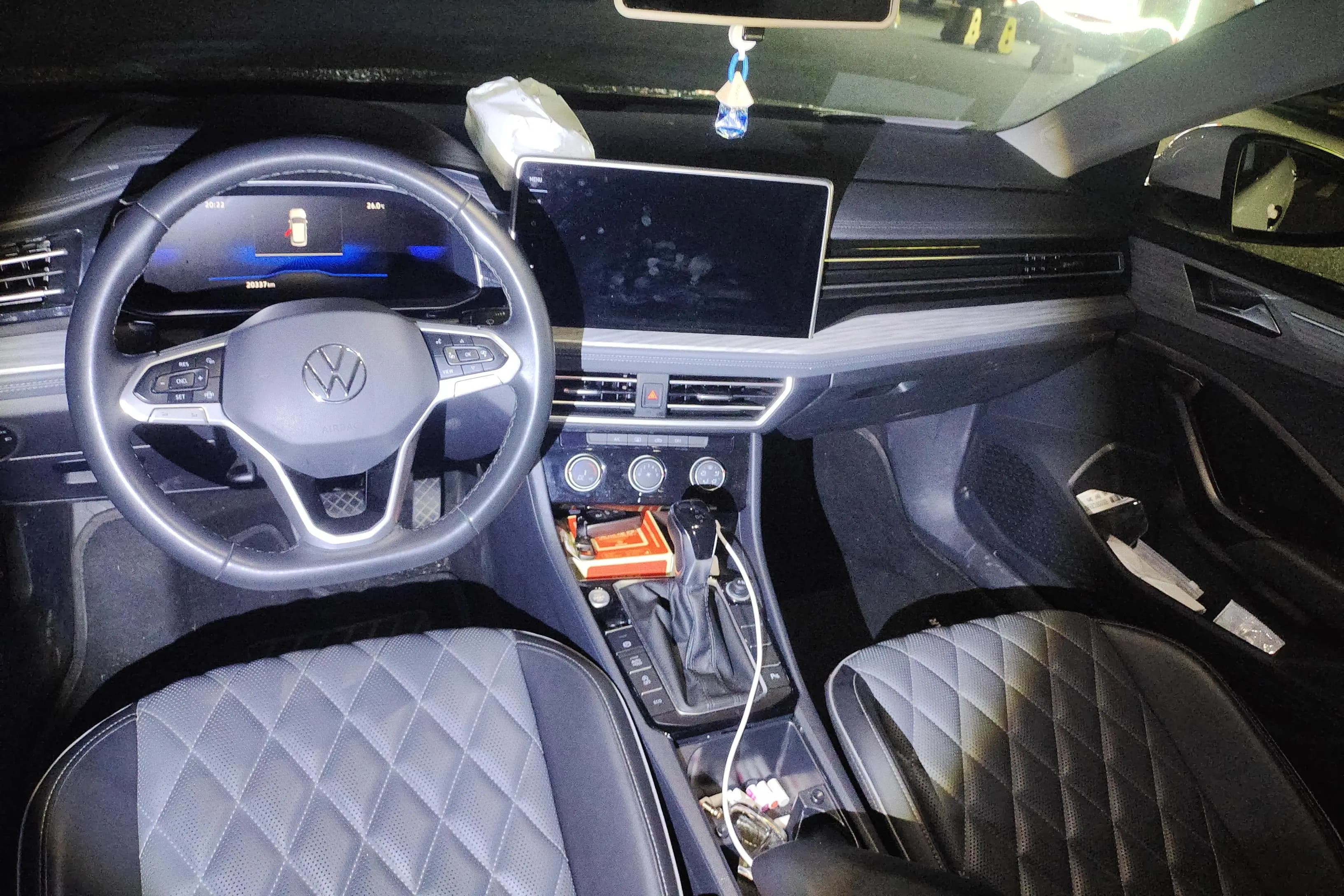 Volkswagen Sagitar 2023 г. 20421 км. — фото 11