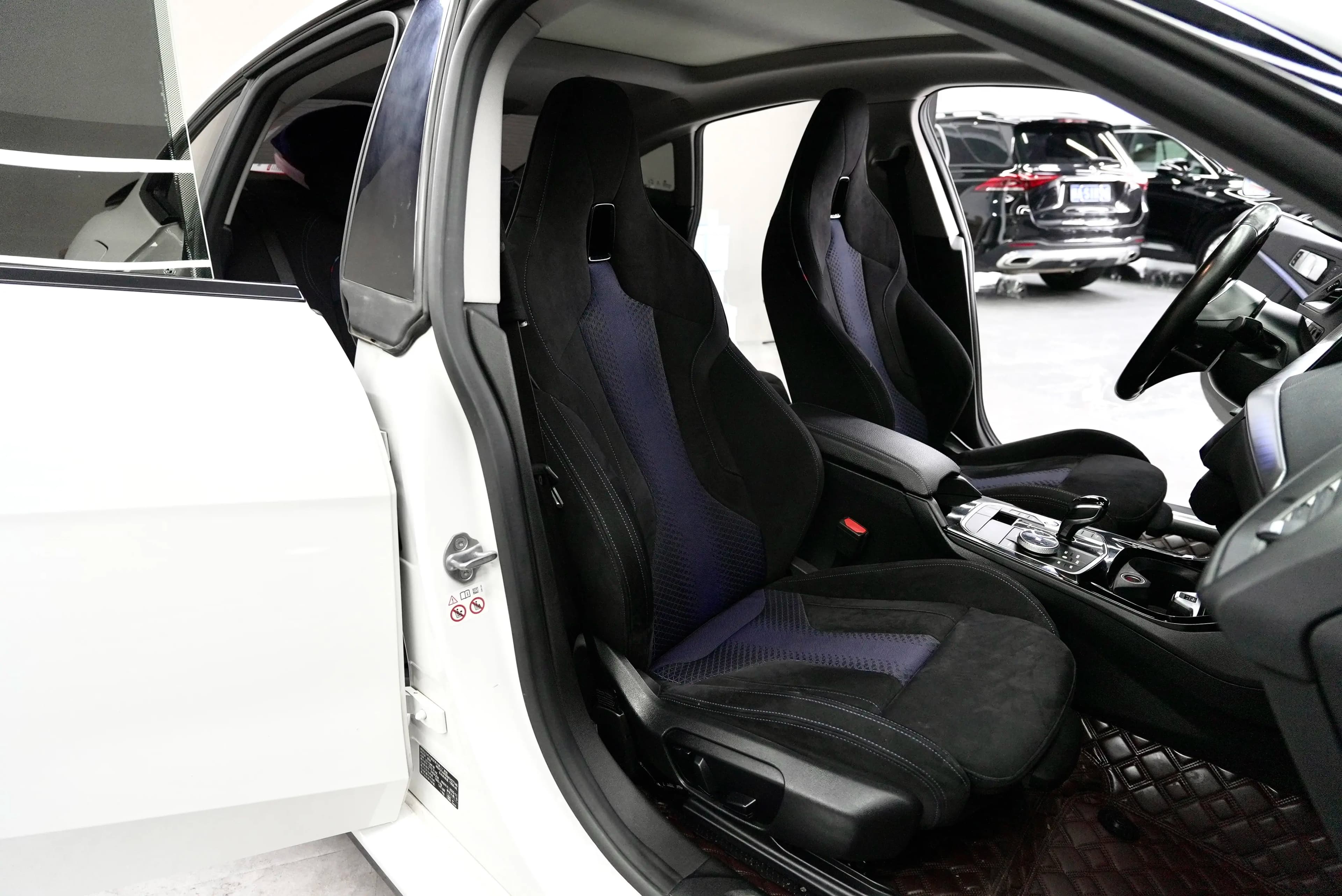 BMW 2 Series 2021 г. 40105 км. — фото 16