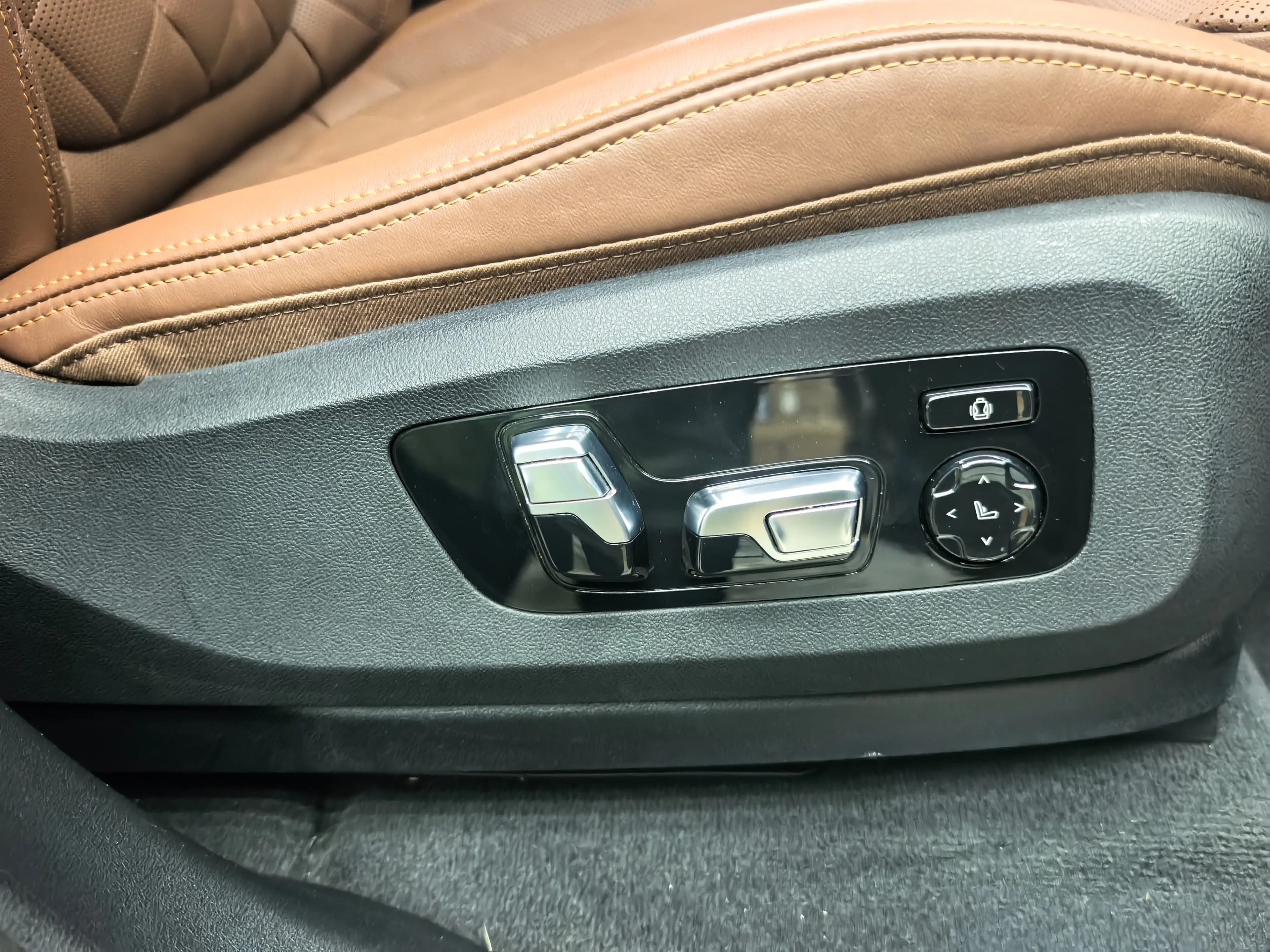 BMW X7 2024 г. 31370 км. — фото 7