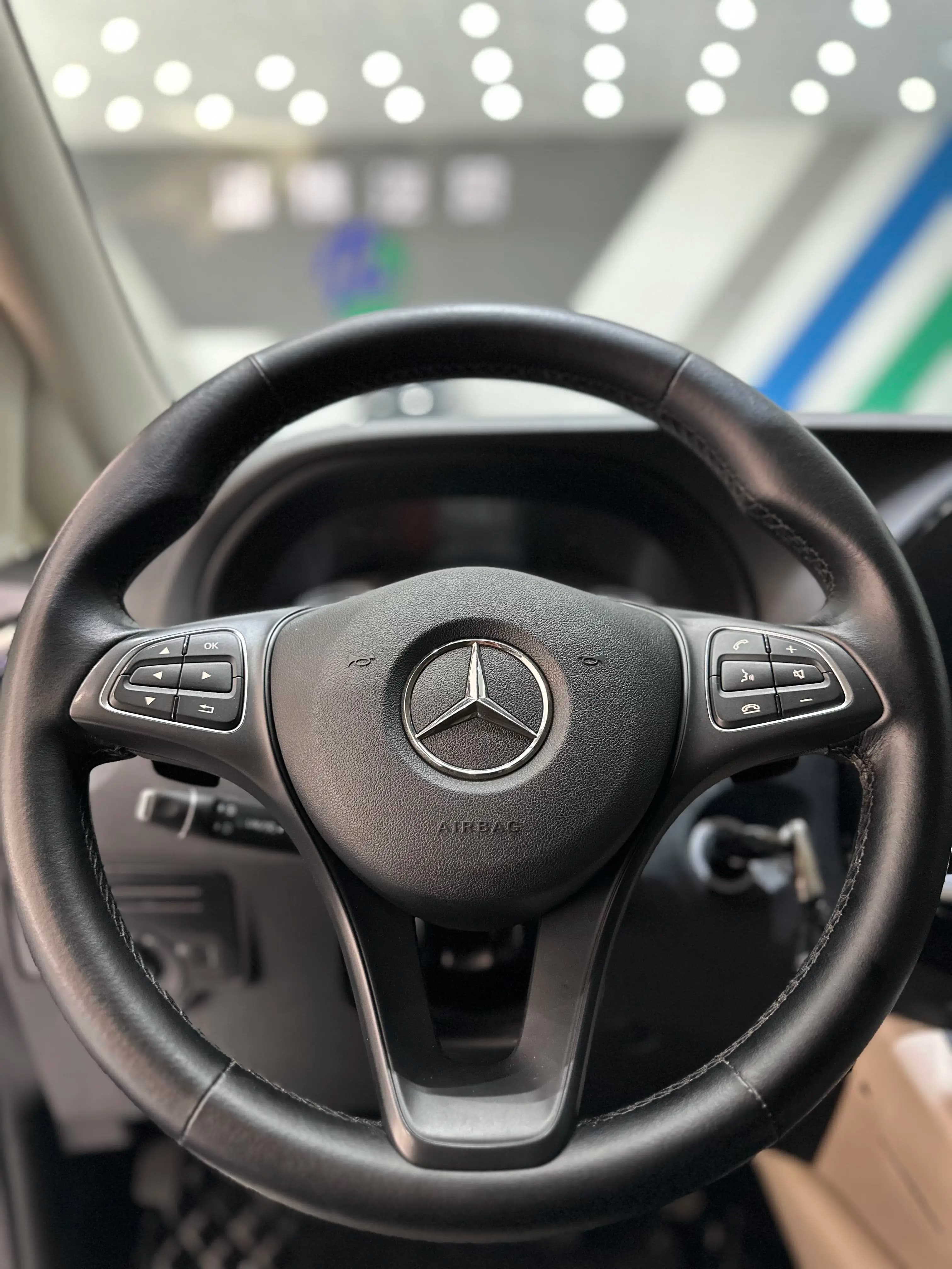 Mercedes-Benz Vito 2022 г. 62069 км. — фото 12