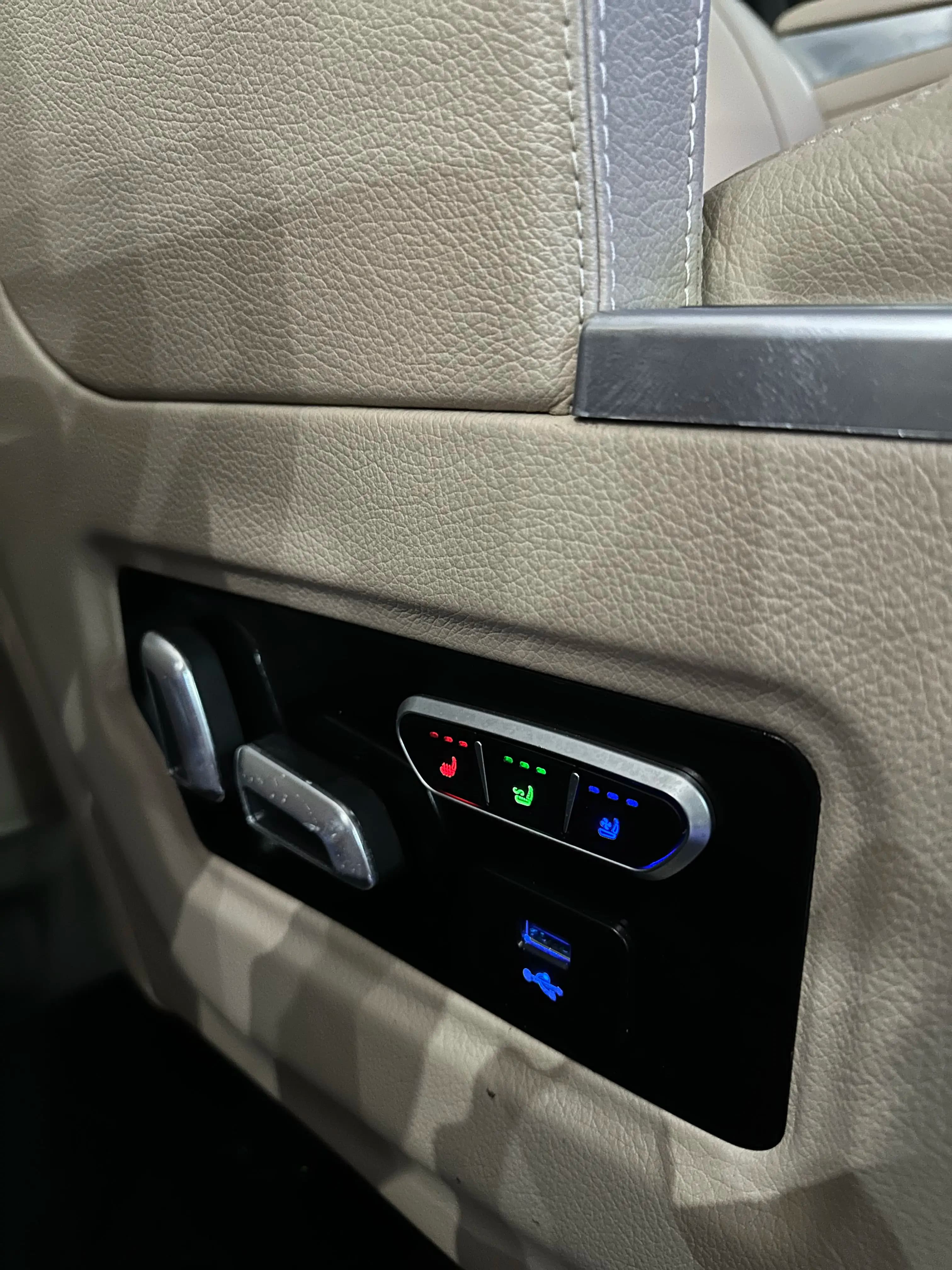 Mercedes-Benz Vito 2022 г. 62069 км. — фото 23
