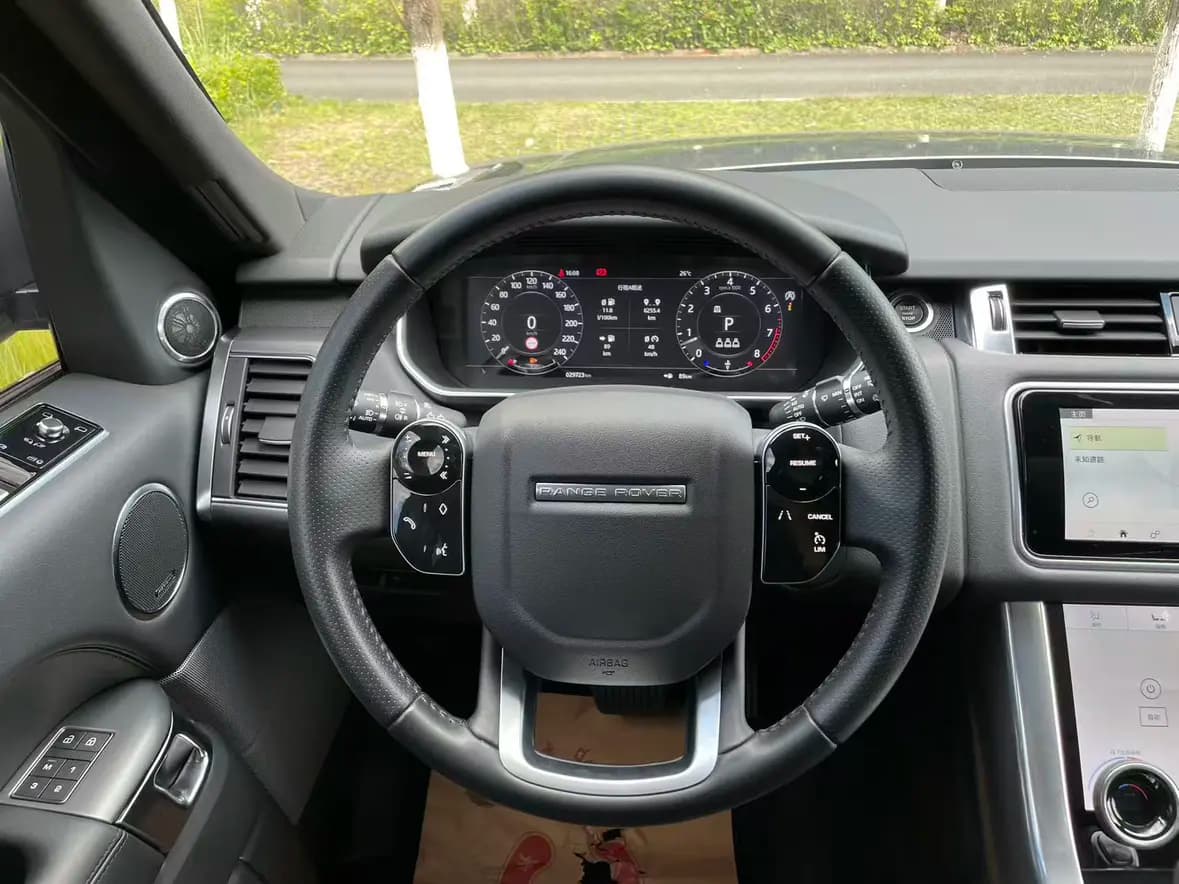 Land Rover Range Rover Sport 2021 г. 29034 км. — фото 12