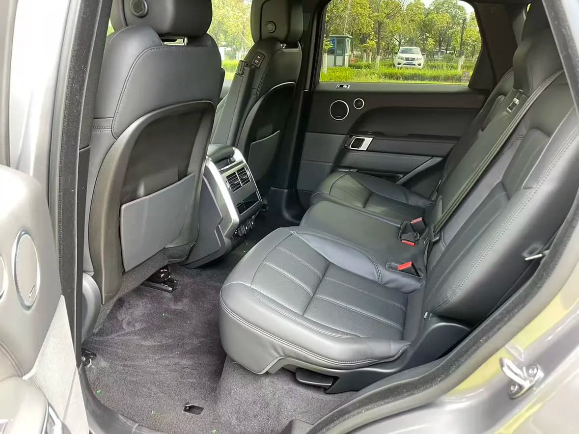 Land Rover Range Rover Sport 2021 г. 29034 км. — фото 16