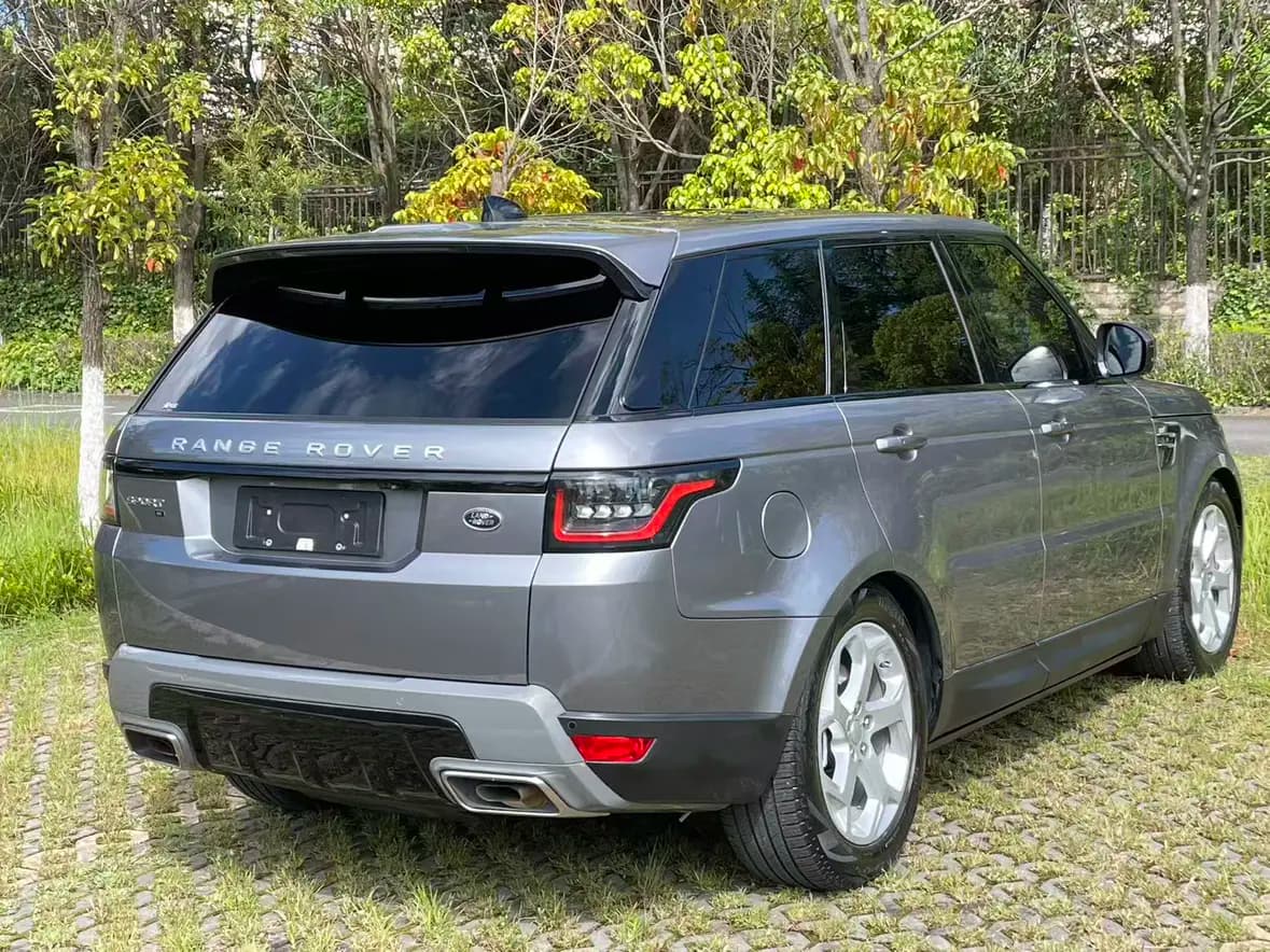Land Rover Range Rover Sport 2021 г. 29034 км. — фото 6