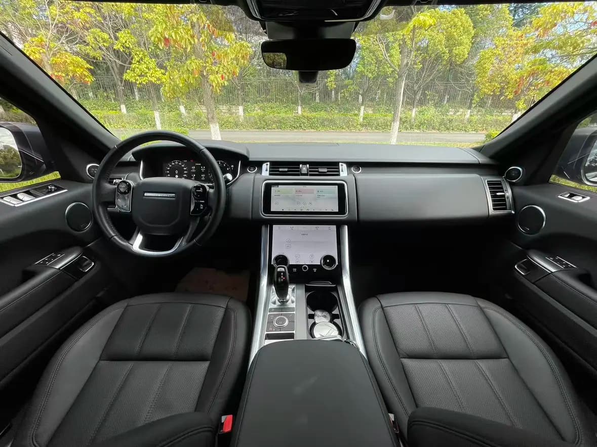 Land Rover Range Rover Sport 2021 г. 29034 км. — фото 10