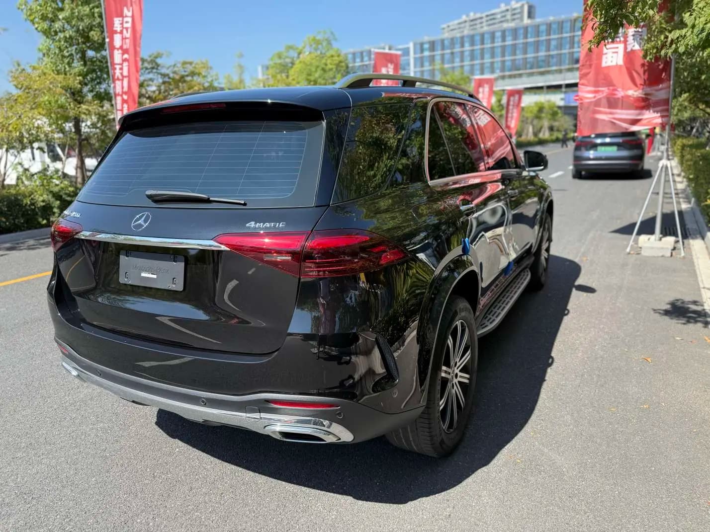Mercedes-Benz GLE 2024 г. 28063 км. — фото 7