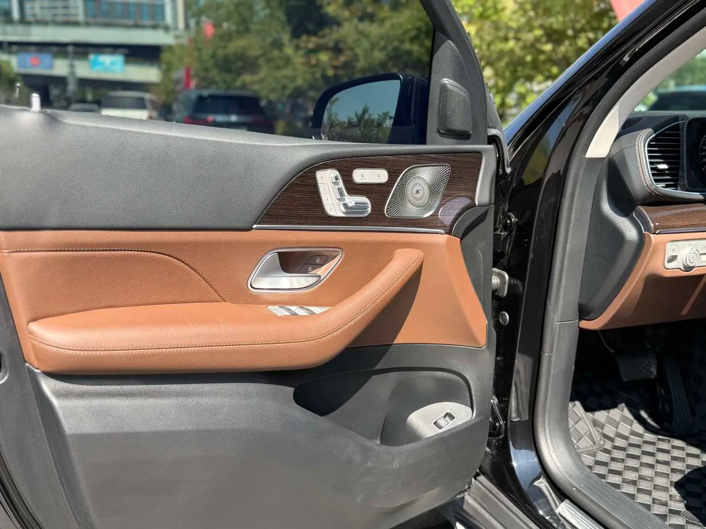 Mercedes-Benz GLE 2024 г. 28063 км. — фото 10