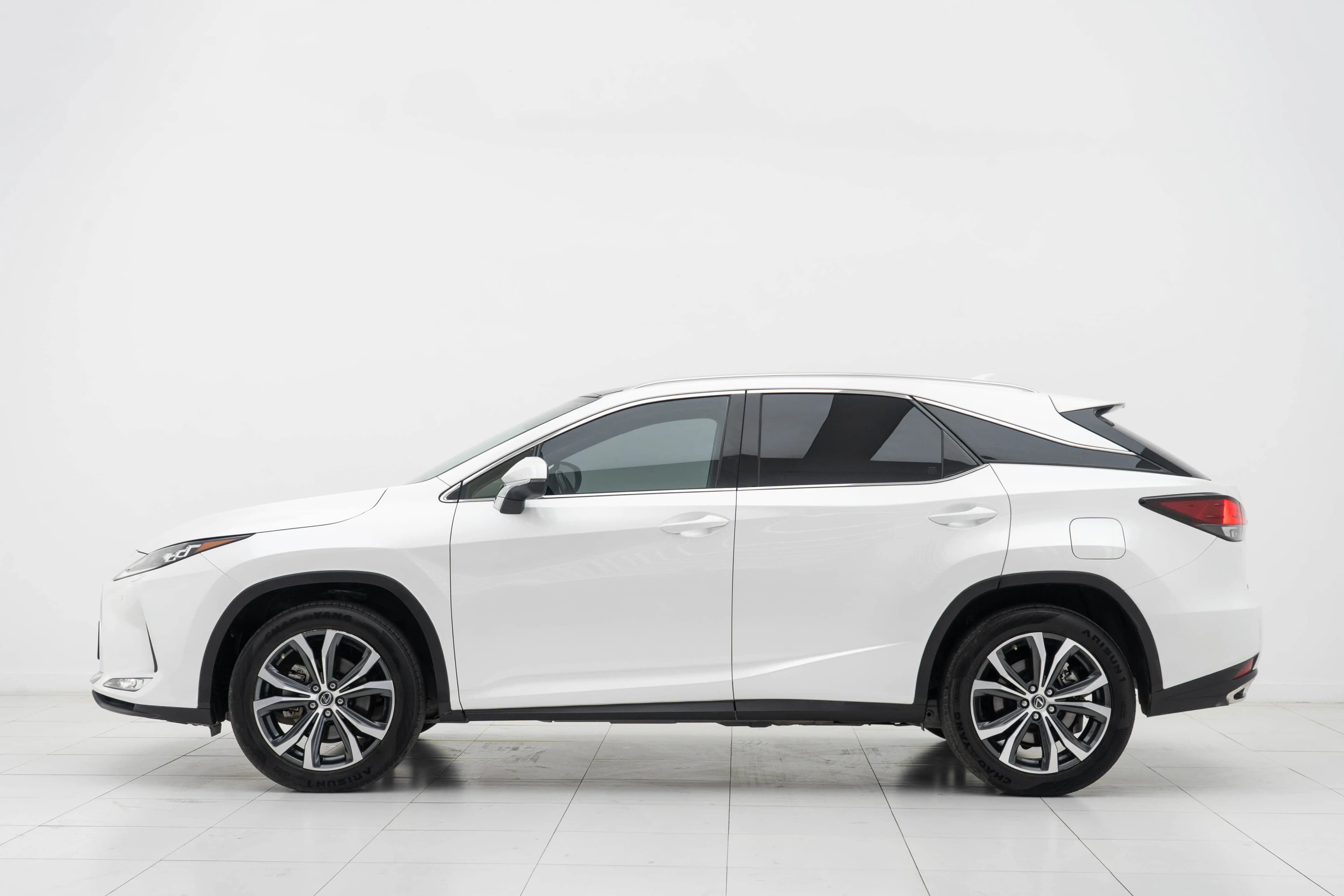 Lexus RX 2022 г. 113662 км. — фото 4