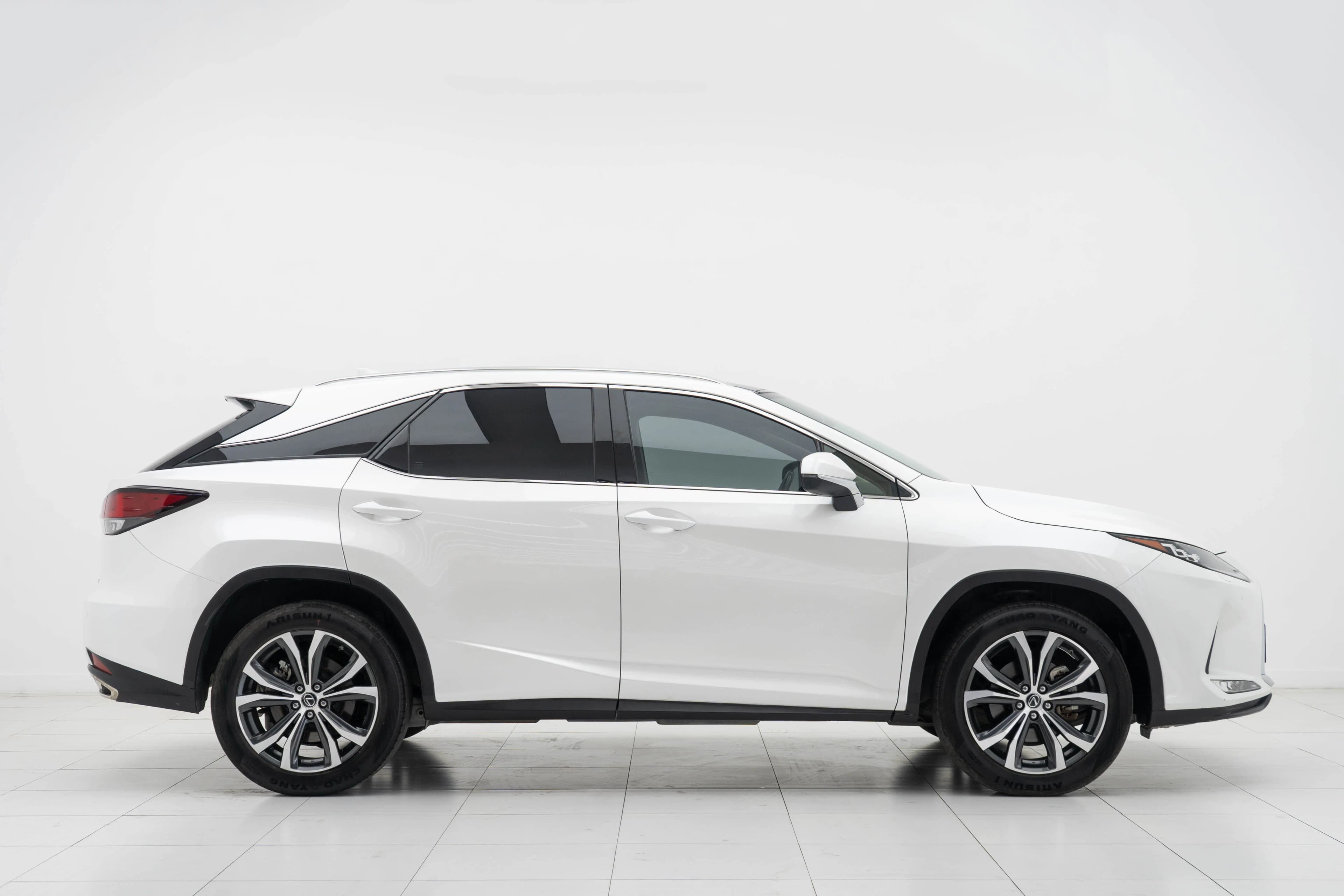 Lexus RX 2022 г. 113662 км. — фото 8