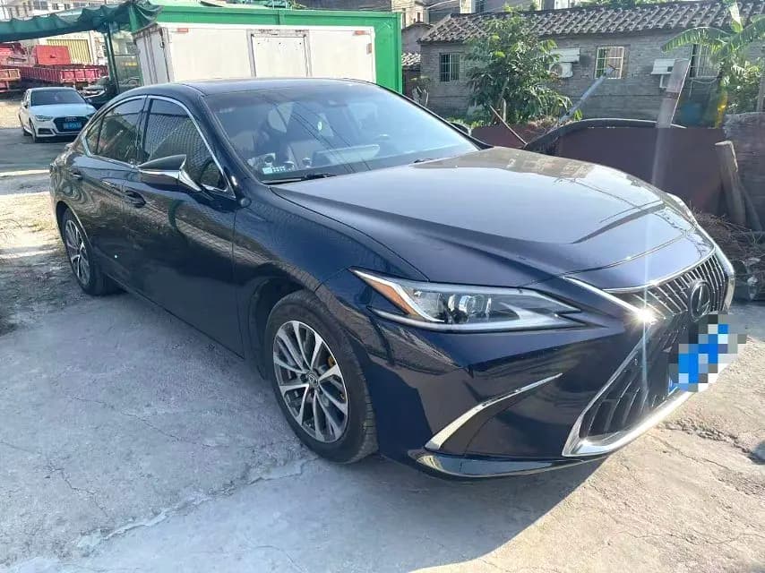 Lexus ES 2024 г. 26019 км. — фото 3