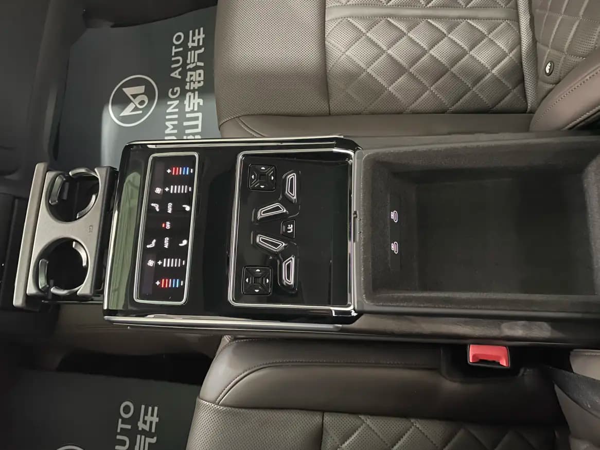 Audi A8 2022 г. 83948 км. — фото 15