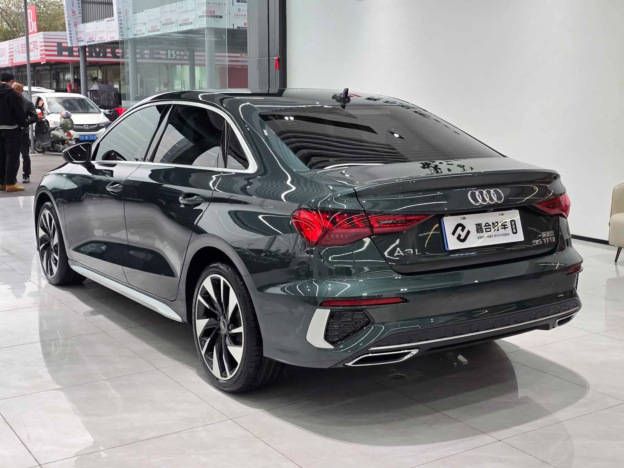 Audi A3 2024 г. 9098 км. — фото 4