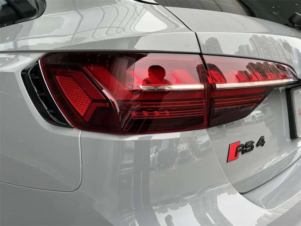 Audi RS 4 2024 г. 16652 км. — фото 7