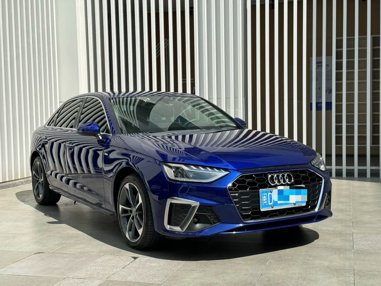 Audi A4L 2021 г. 71013 км. — фото 3