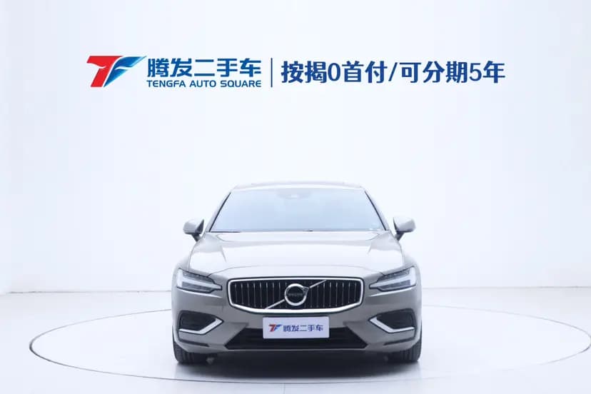 Volvo S60 2022 г. 44897 км. — фото 2