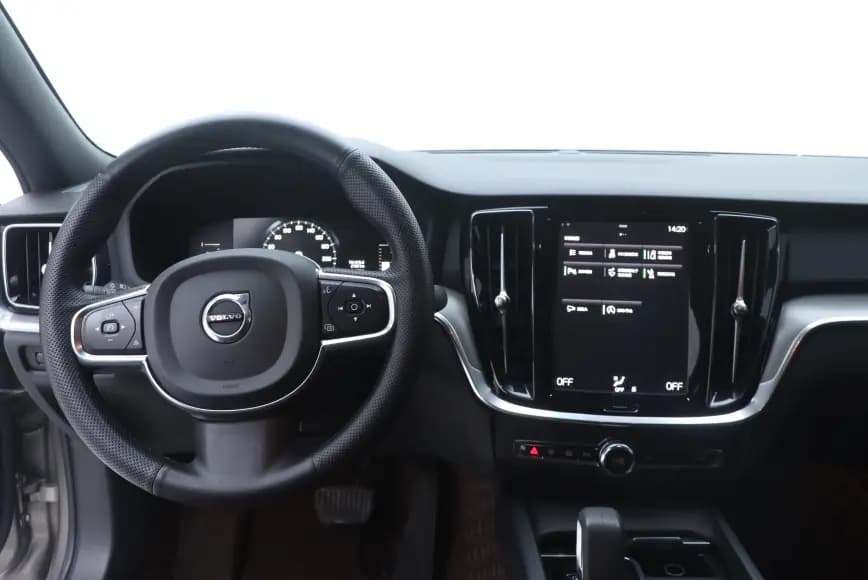 Volvo S60 2022 г. 44897 км. — фото 7