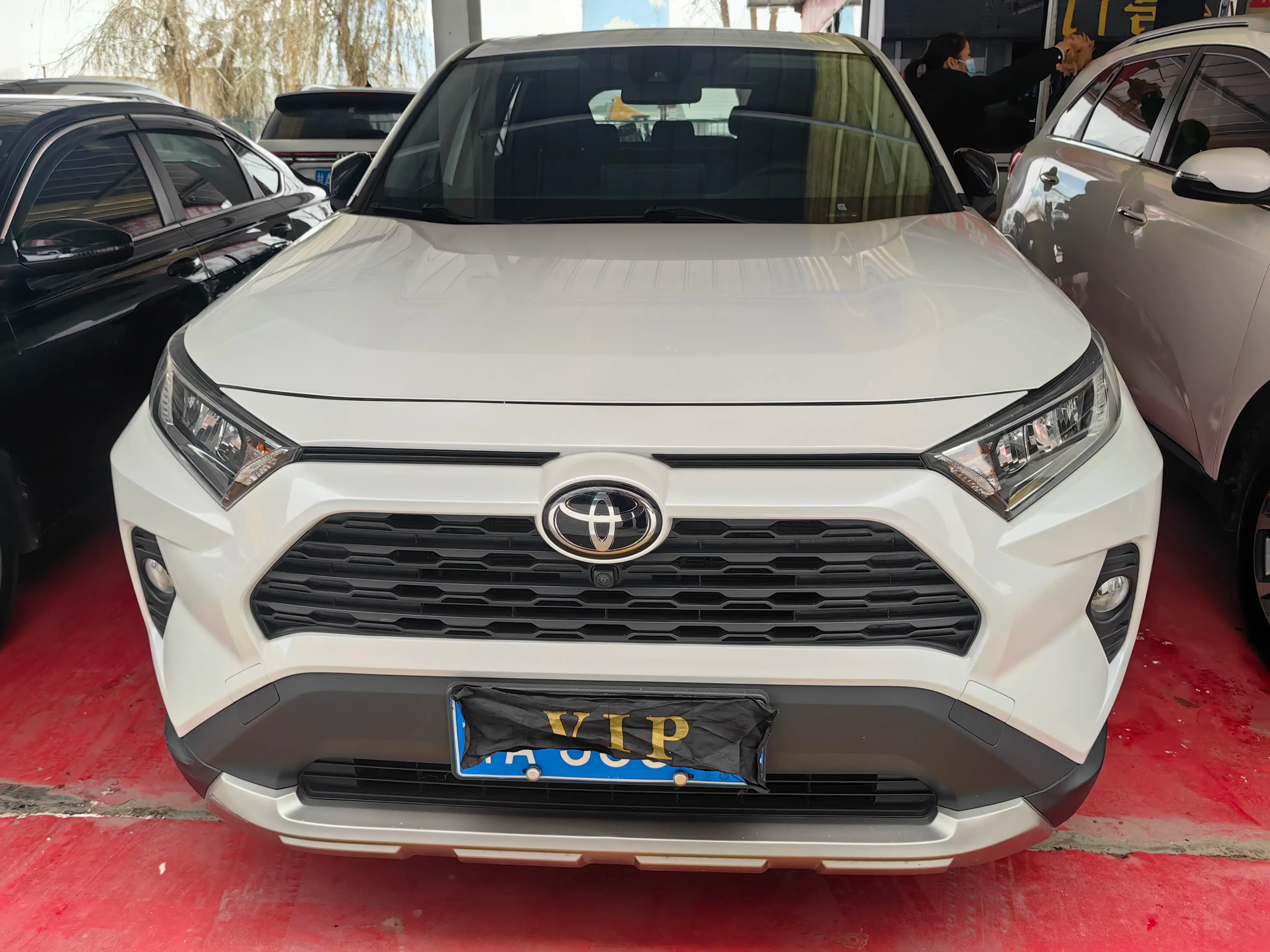 Toyota RAV4 2023 г. 44034 км. — фото 2