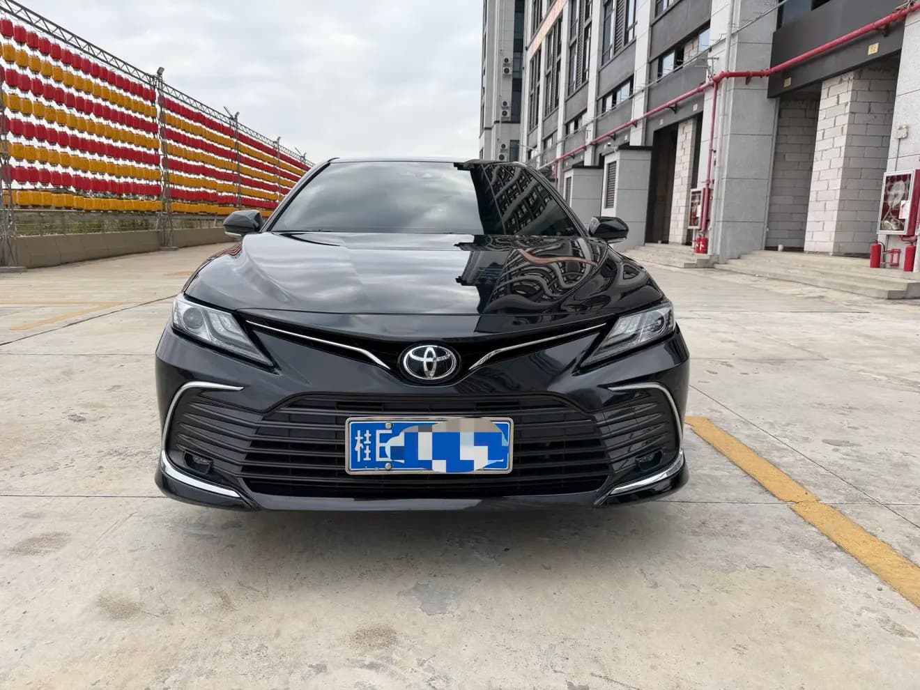Toyota Camry 2022 г. 34082 км. — фото 2