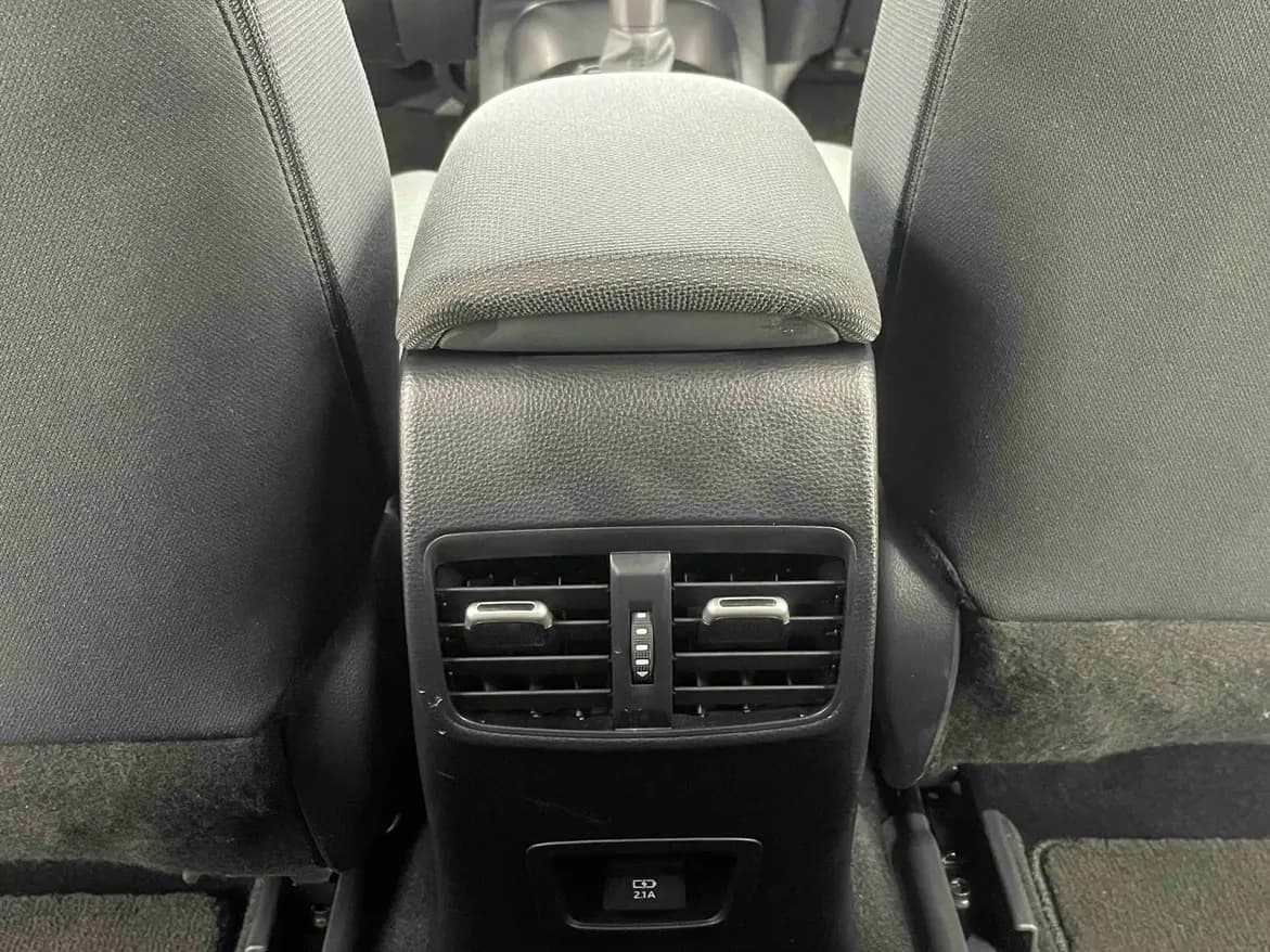 Toyota Levin 2022 г. 17015 км. — фото 7