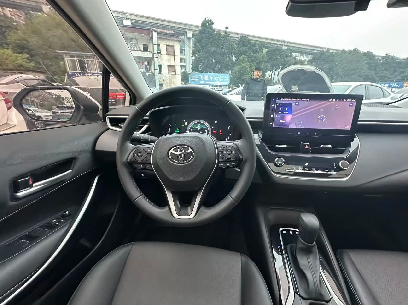 Toyota Corolla 2024 г. 16012 км. — фото 14