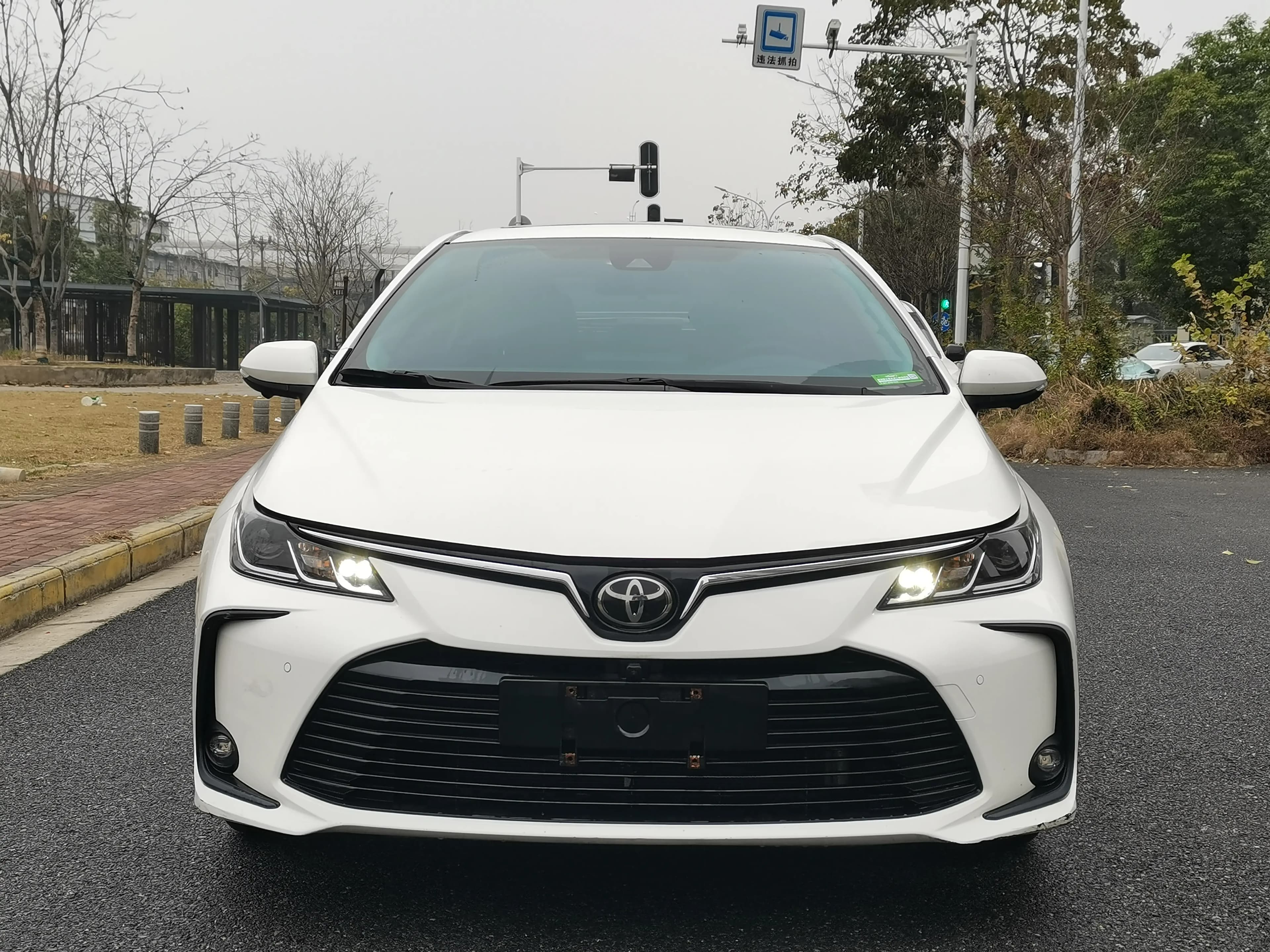 Toyota Corolla 2021 г. 61014 км. — фото 2