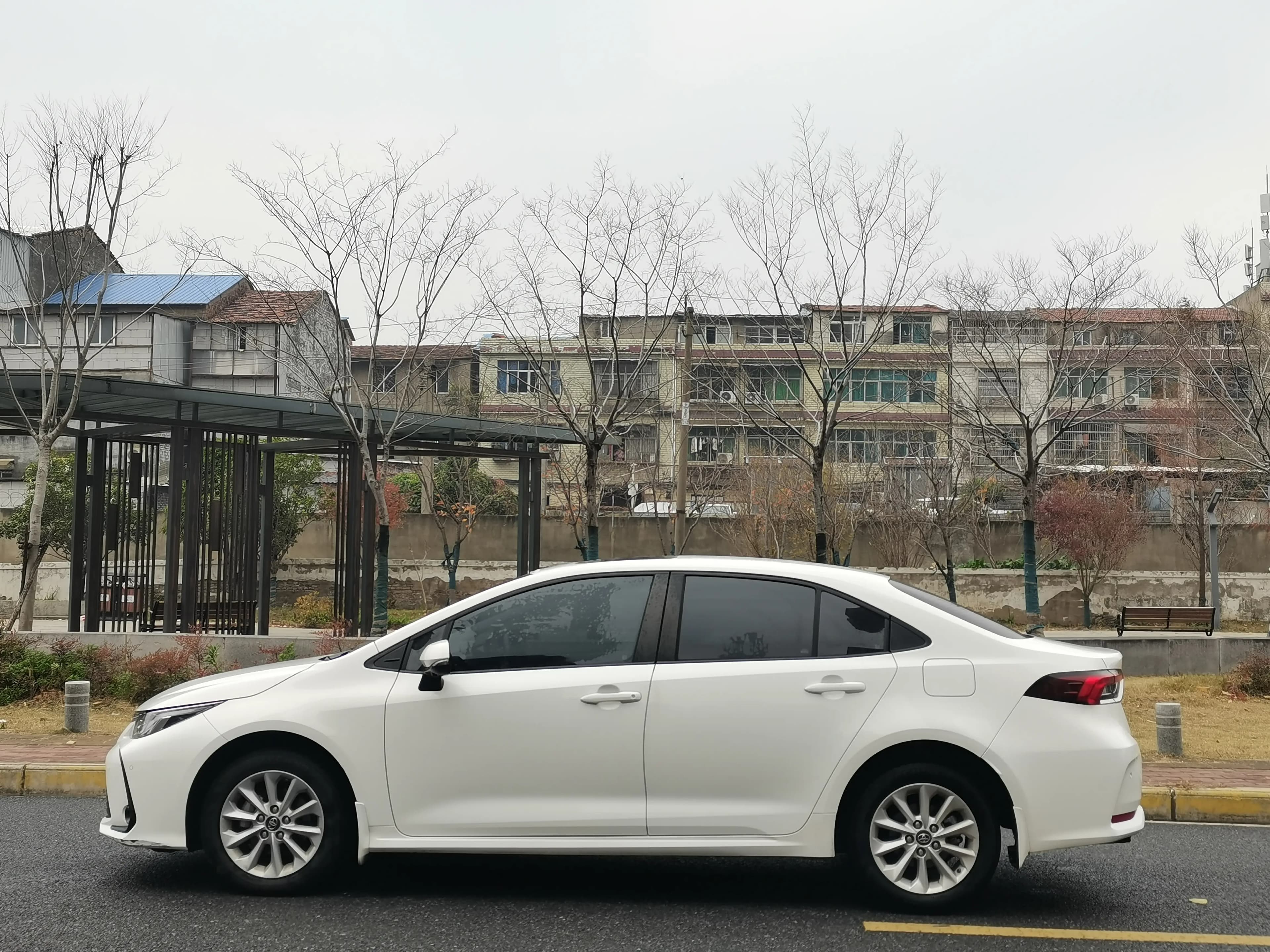 Toyota Corolla 2021 г. 61014 км. — фото 4