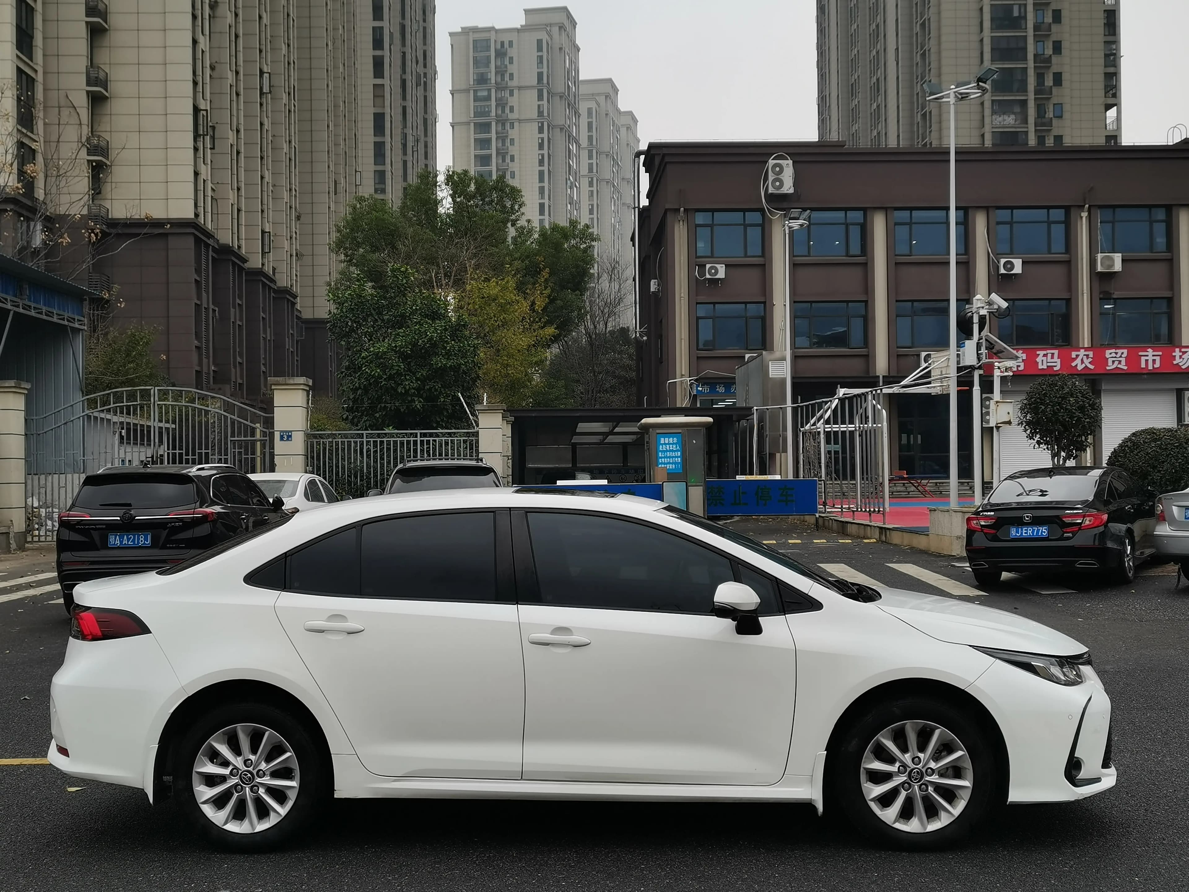 Toyota Corolla 2021 г. 61014 км. — фото 8