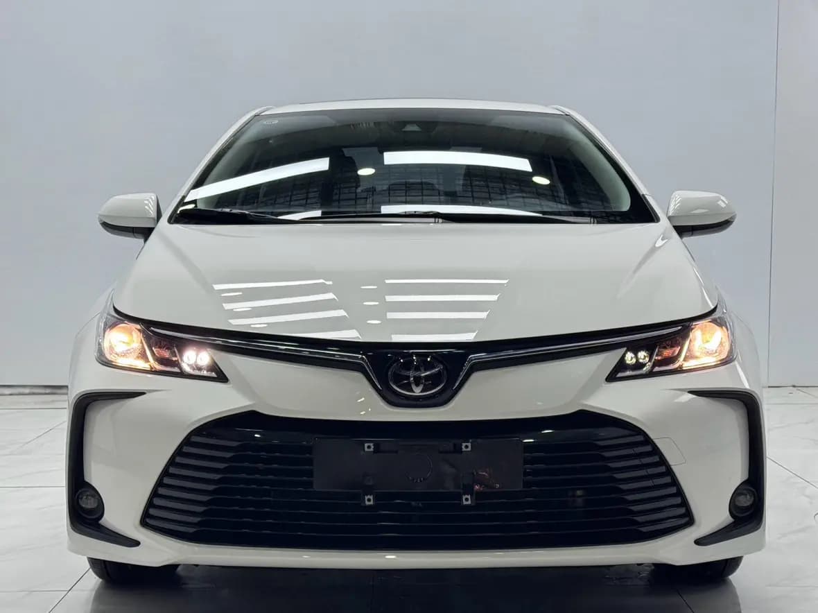 Toyota Corolla 2022 г. 7016 км. — фото 2