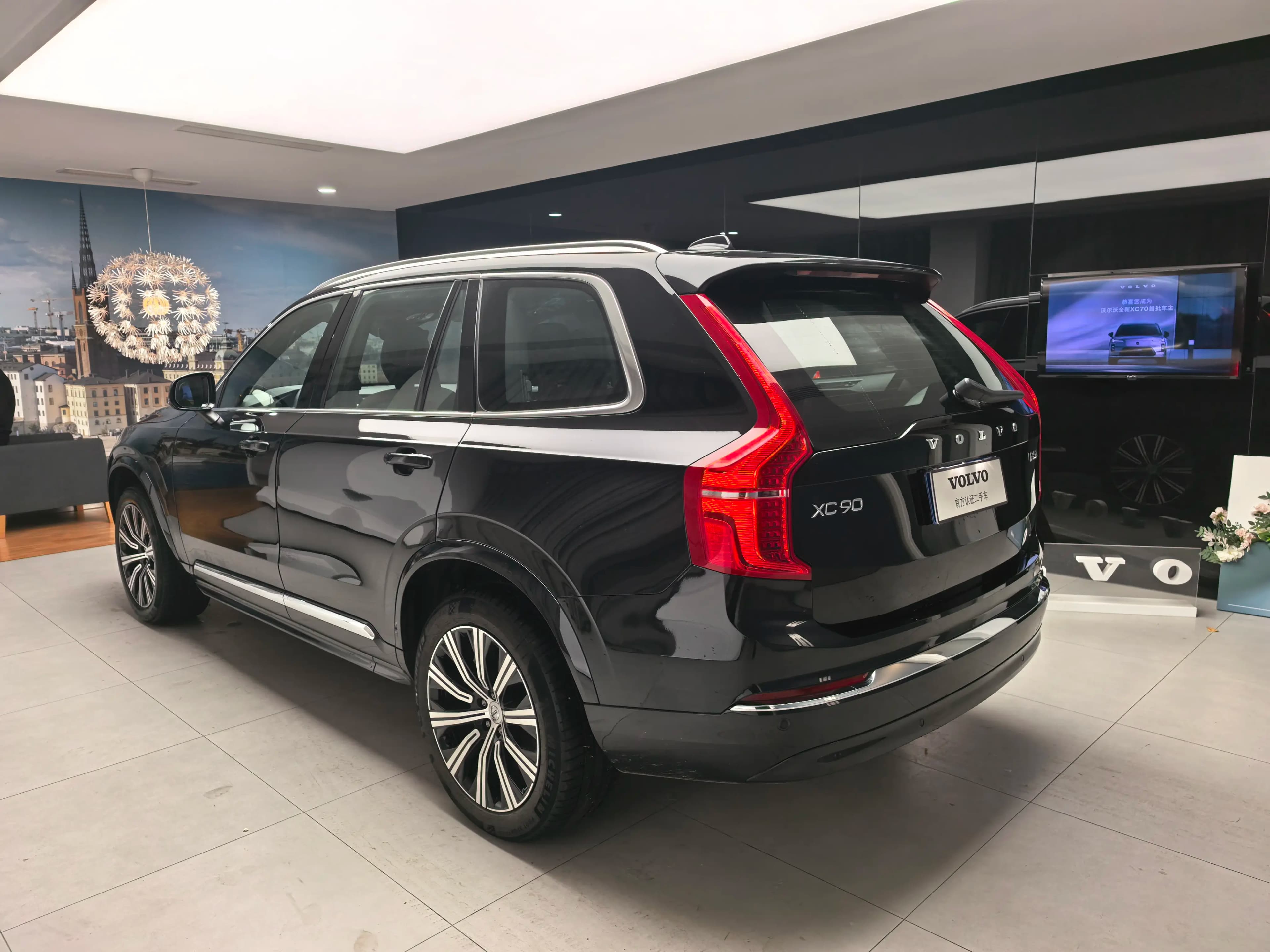 Volvo XC90 2024 г. 20083 км. — фото 4