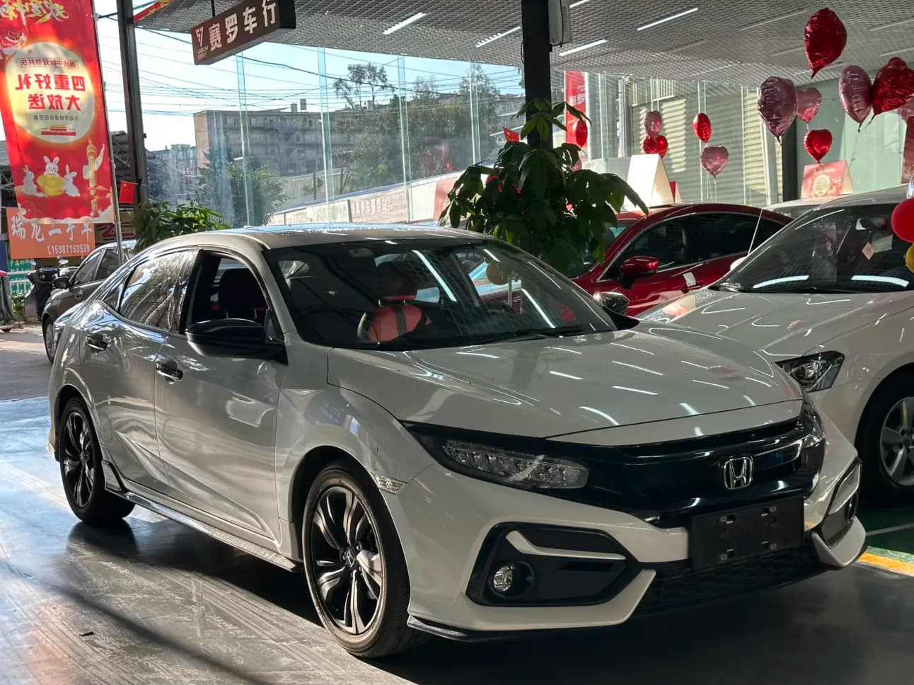 Honda Civic 2021 г. 46325 км. — фото 3