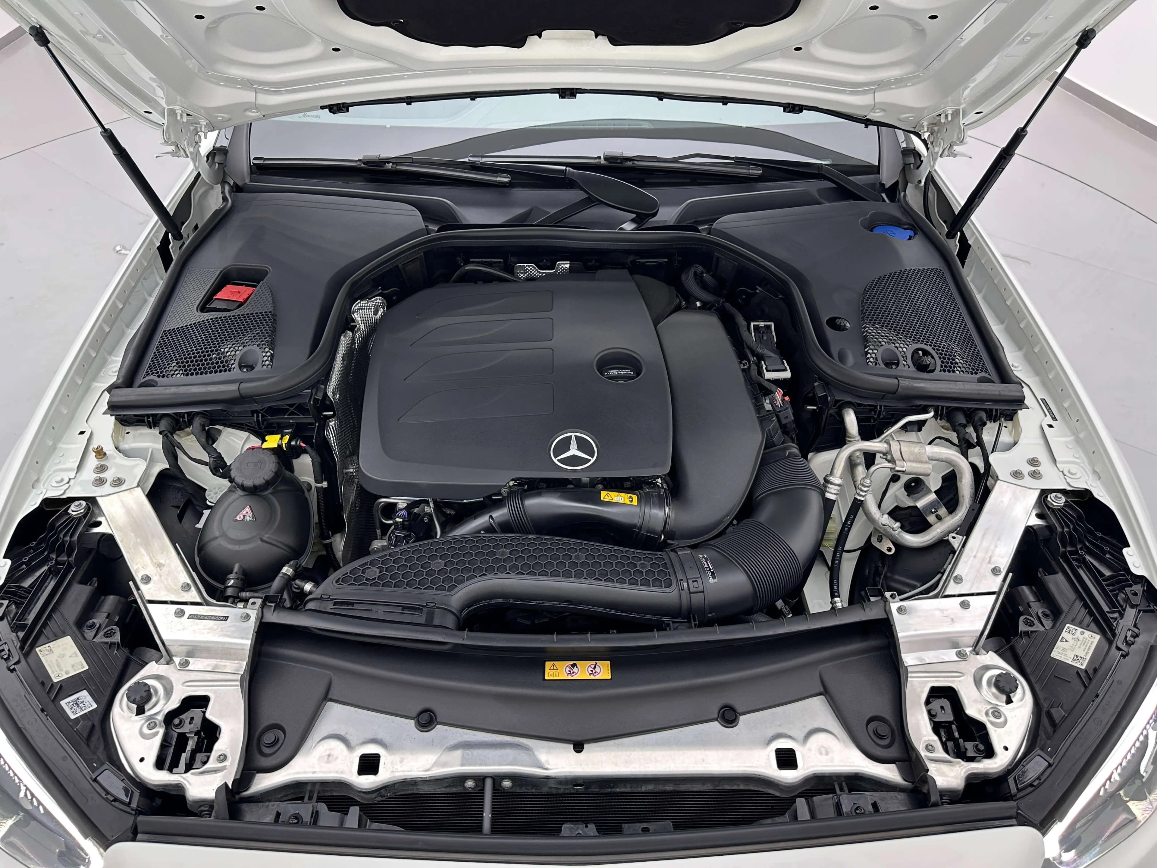 Mercedes-Benz E-Class 2022 г. 25073 км. — фото 8