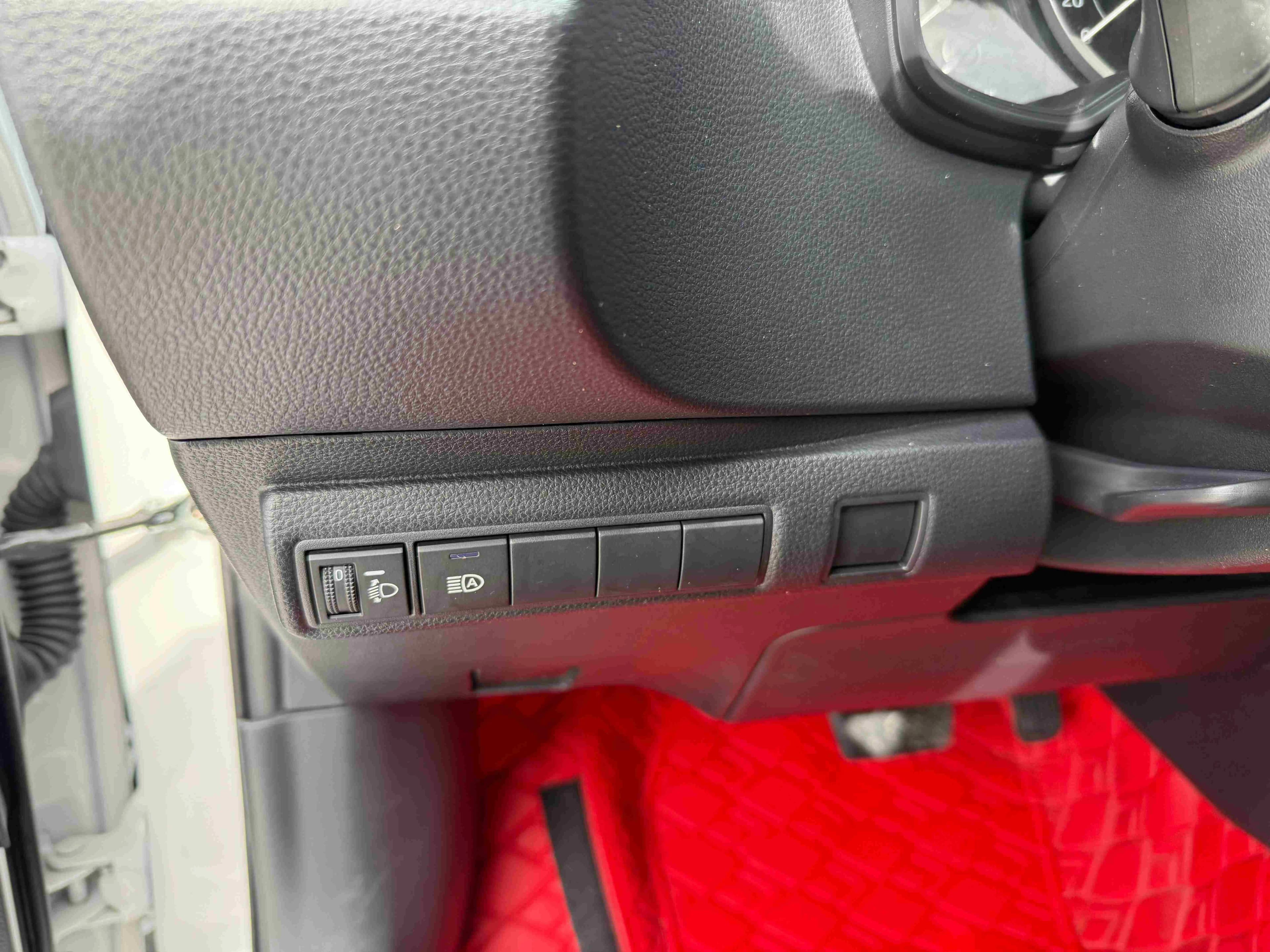 Toyota Corolla 2022 г. 39017 км. — фото 19