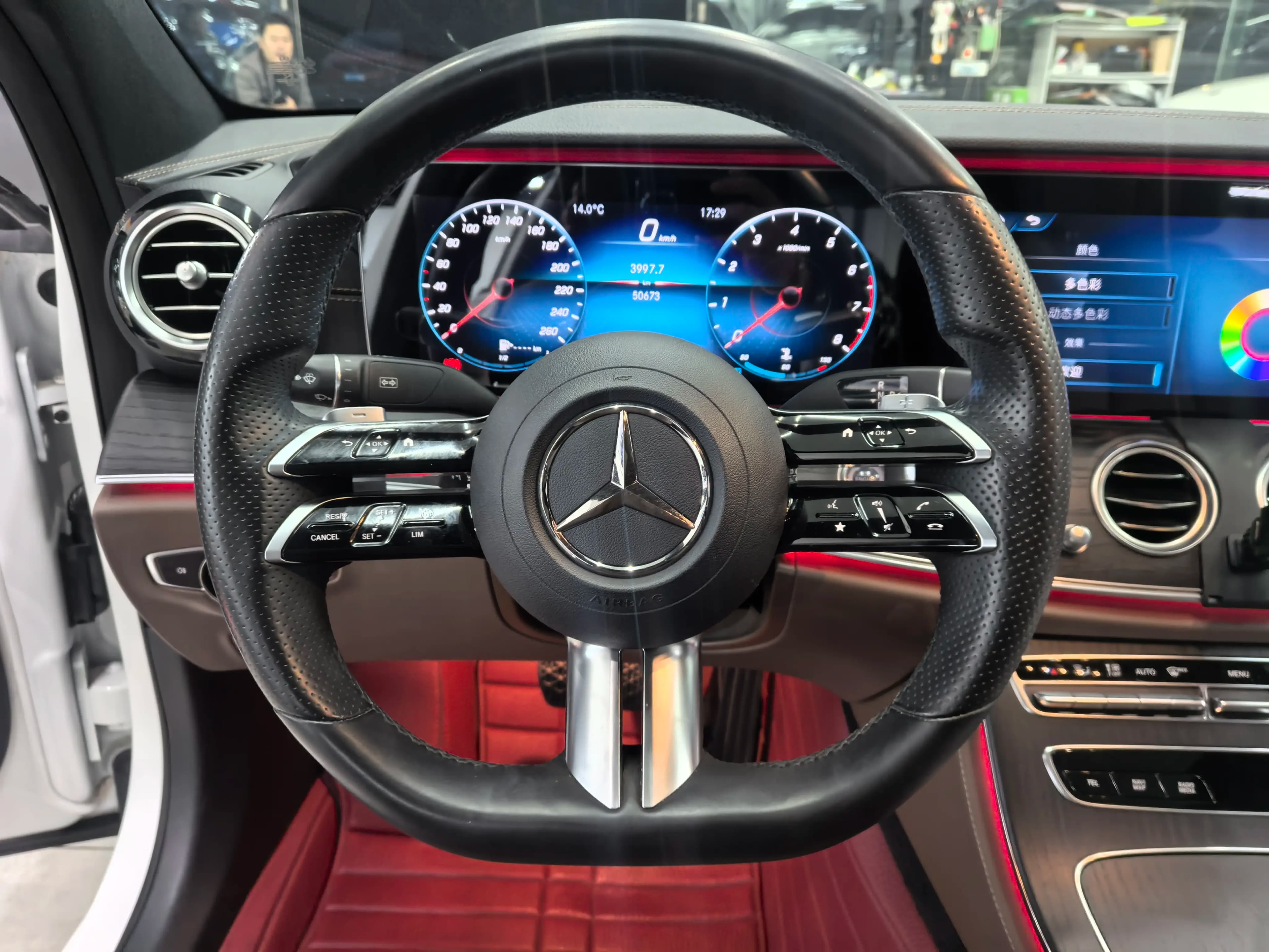 Mercedes-Benz E-Class 2021 г. 50097 км. — фото 10