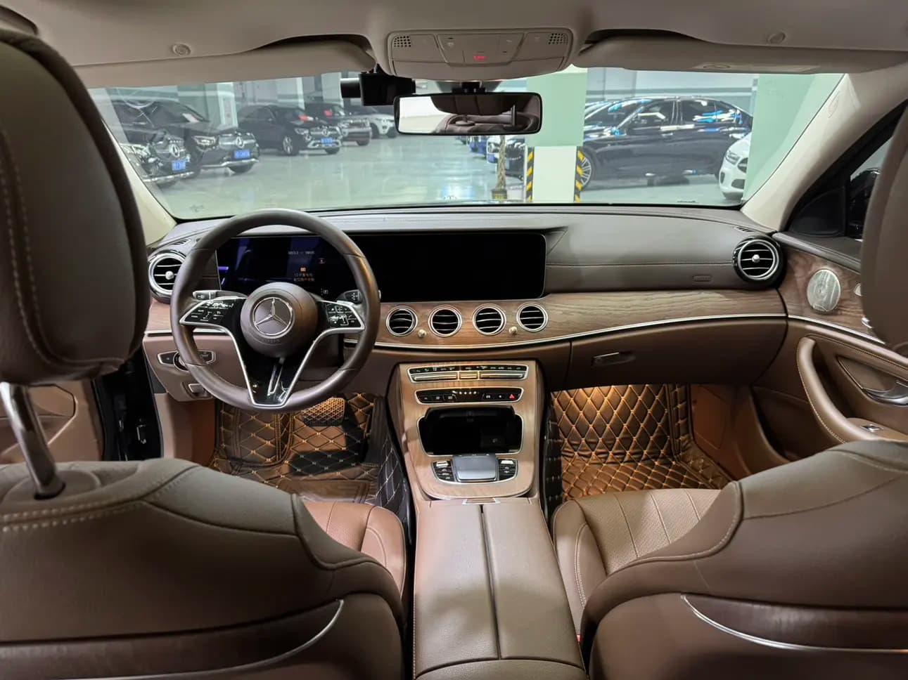 Mercedes-Benz E-Class 2022 г. 55071 км. — фото 12