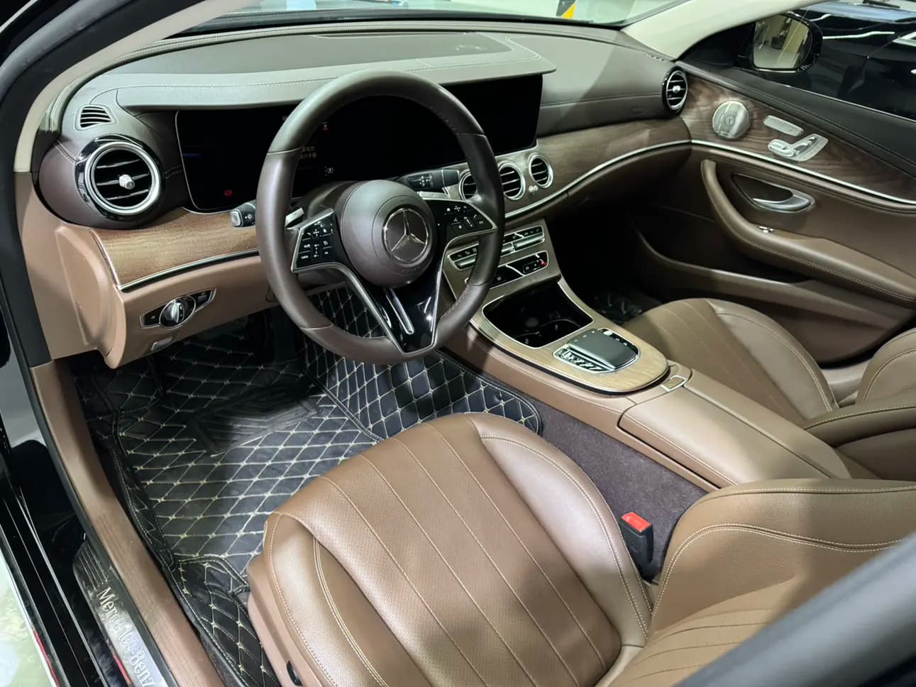 Mercedes-Benz E-Class 2022 г. 55071 км. — фото 14