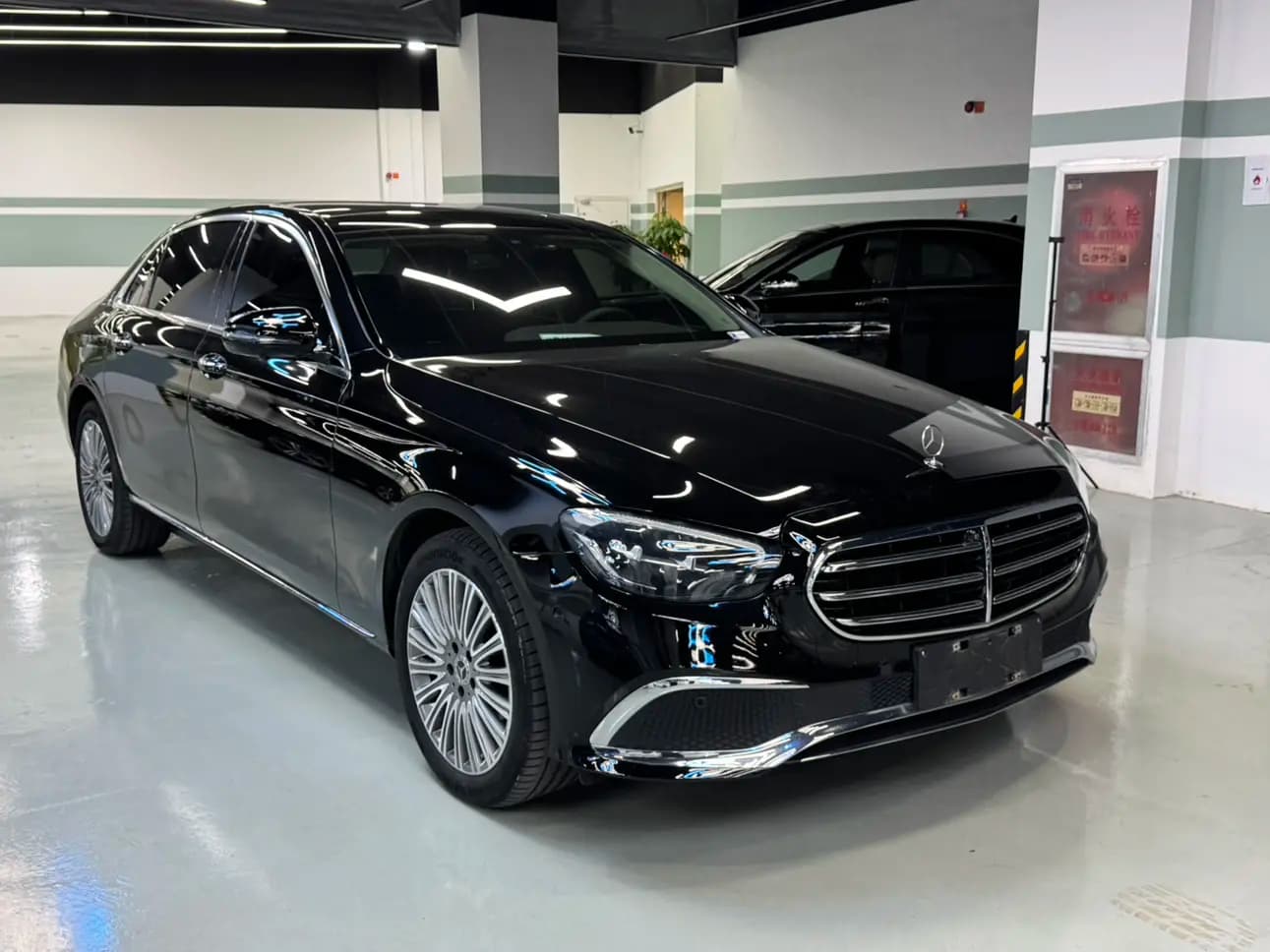 Mercedes-Benz E-Class 2022 г. 55071 км. — фото 3