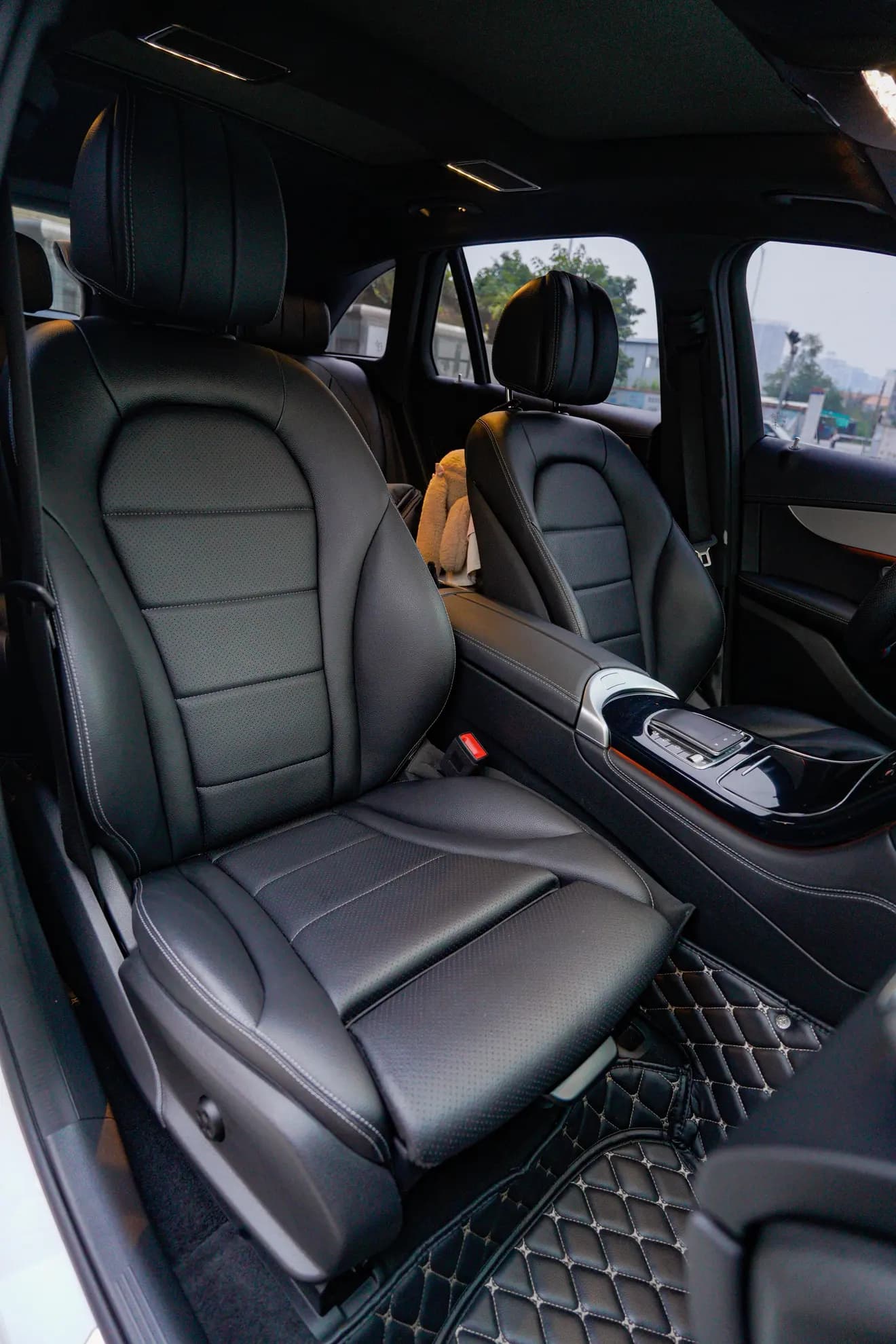 Mercedes-Benz GLC 2021 г. 39121 км. — фото 13