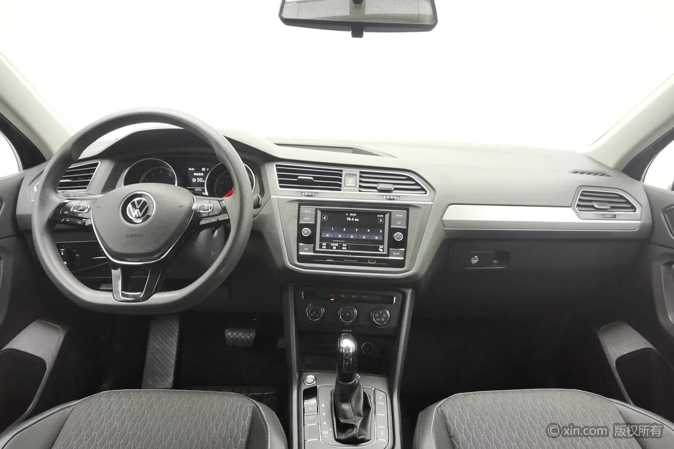 Volkswagen Tiguan L 2021 г. 34233 км. — фото 12