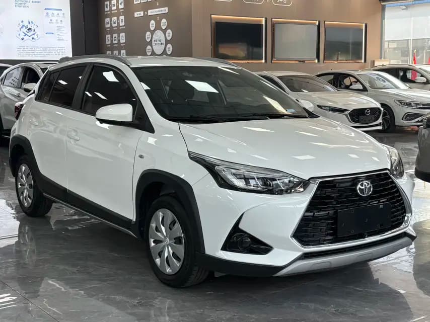 Toyota Yaris L 2022 г. 26147 км. — фото 3