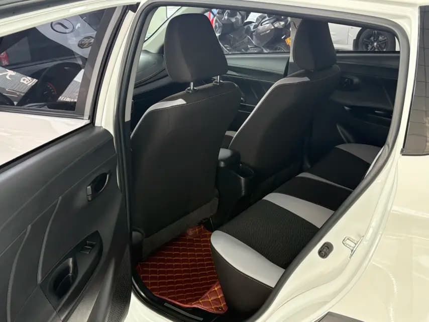 Toyota Yaris L 2022 г. 26147 км. — фото 9