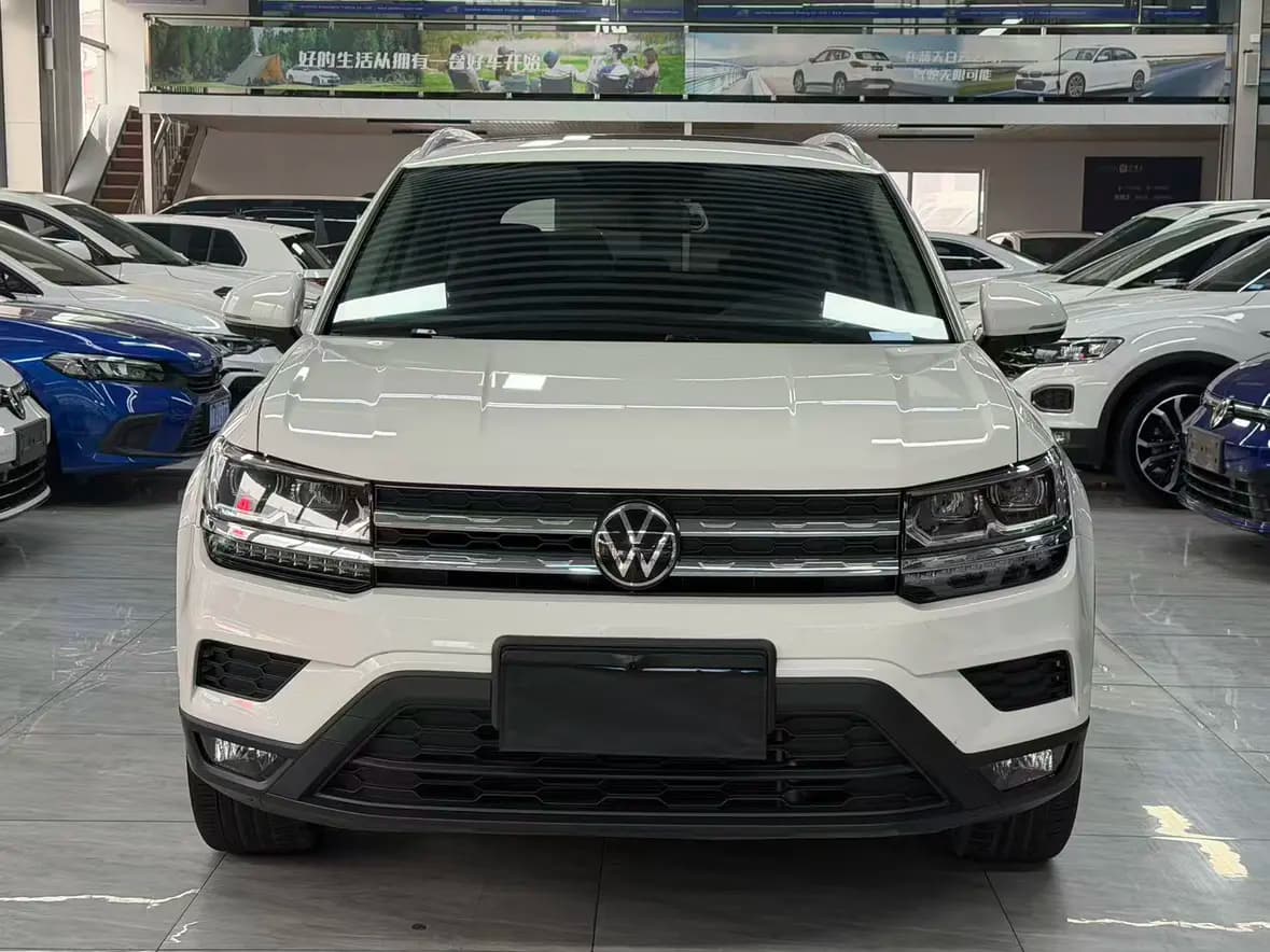 Volkswagen Tharu 2022 г. 42120 км. — фото 2