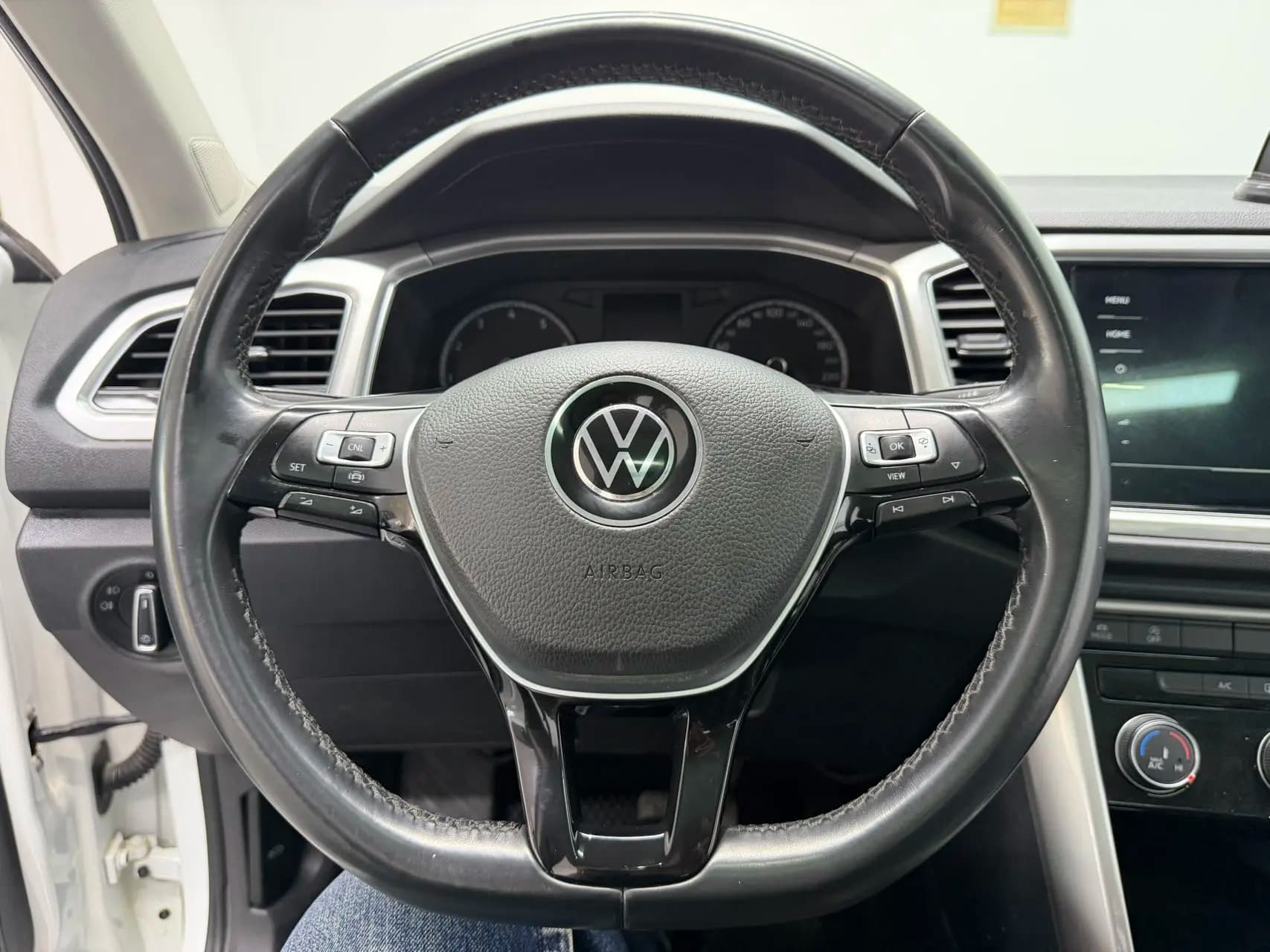 Volkswagen T-Roc 2023 г. 28142 км. — фото 14