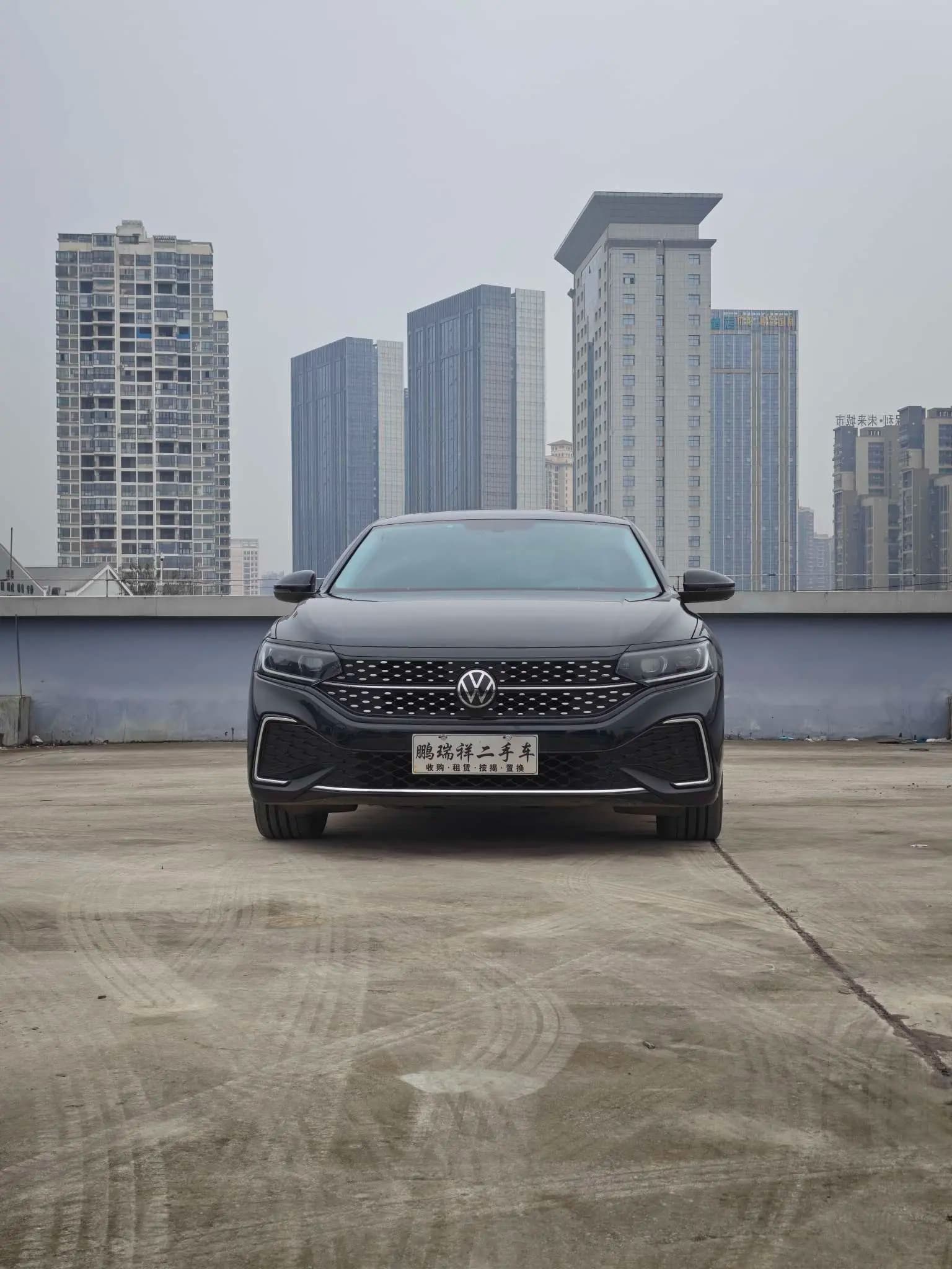 Volkswagen Passat 2024 г. 39146 км. — фото 2