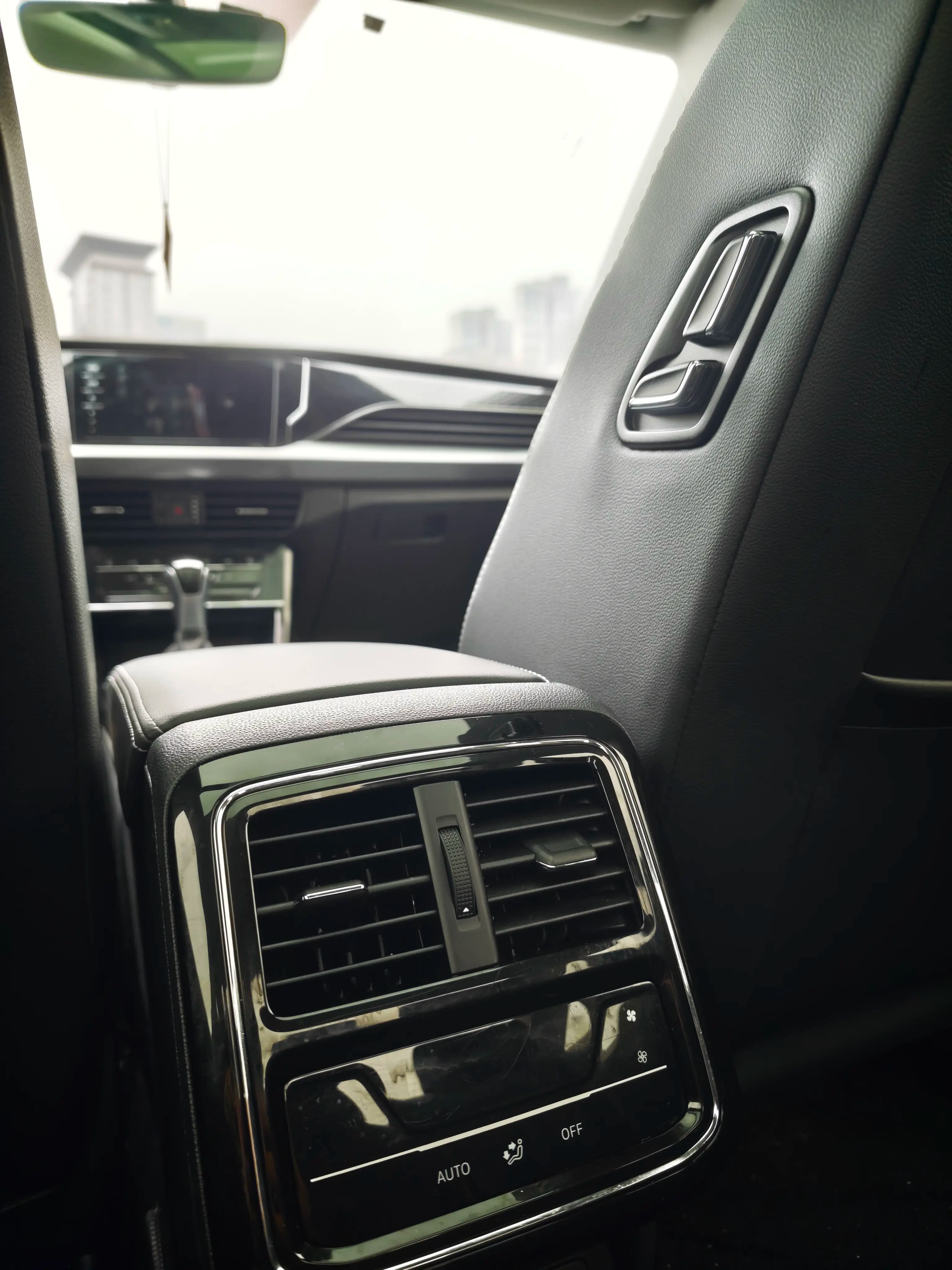 Volkswagen Passat 2024 г. 39146 км. — фото 15