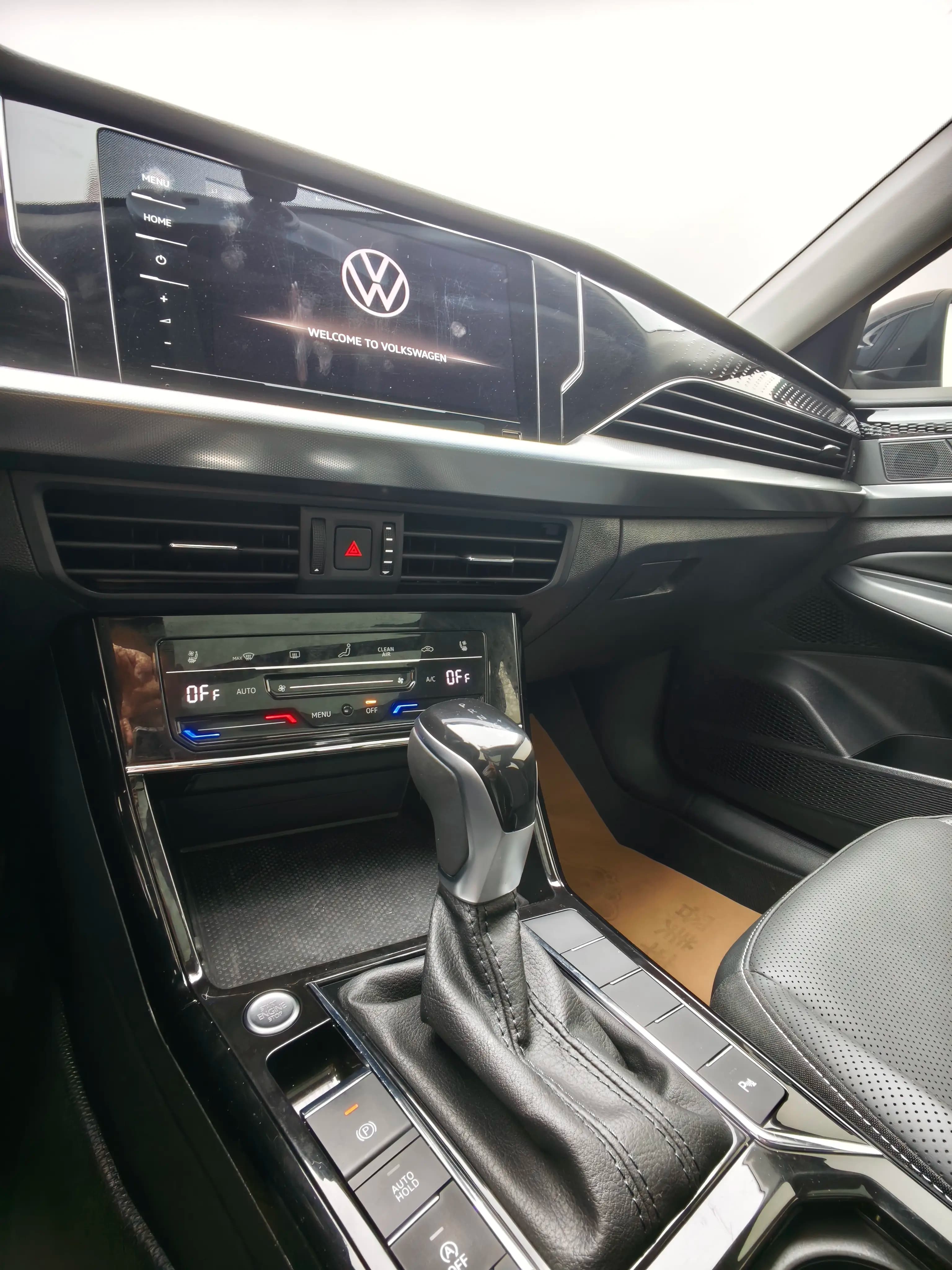 Volkswagen Passat 2024 г. 39146 км. — фото 16