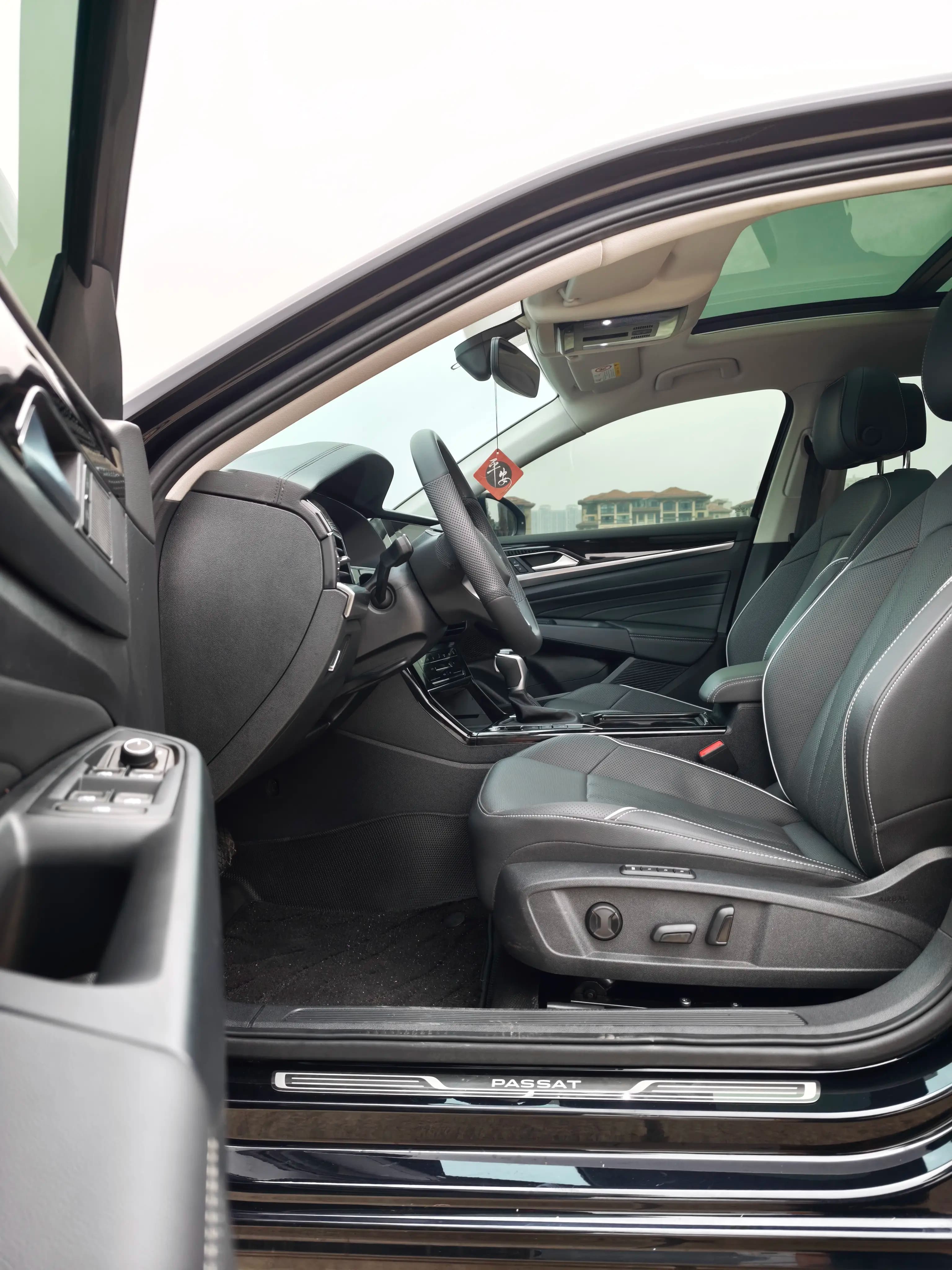 Volkswagen Passat 2024 г. 39146 км. — фото 19