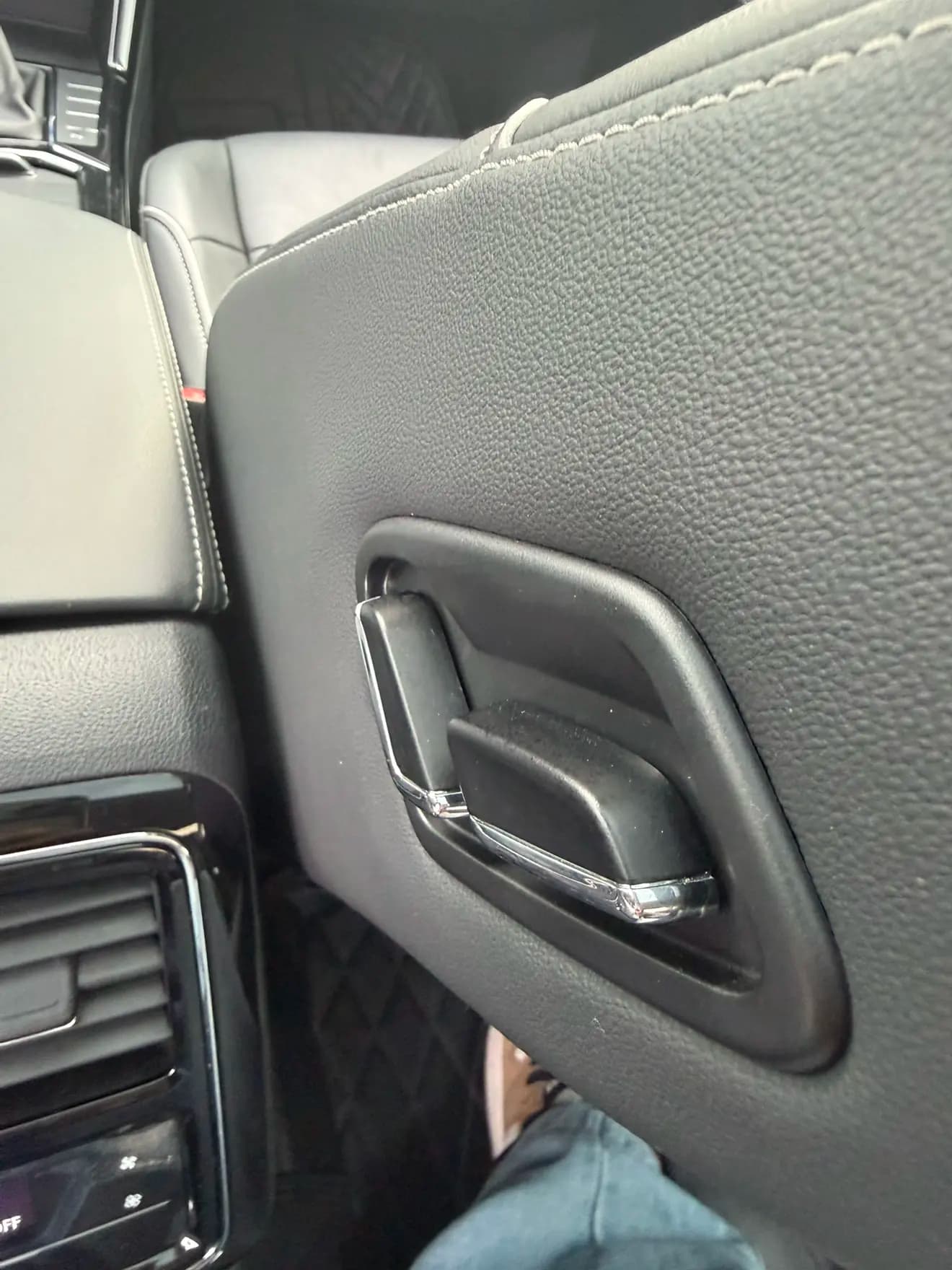 Volkswagen Passat 2022 г. 105147 км. — фото 8